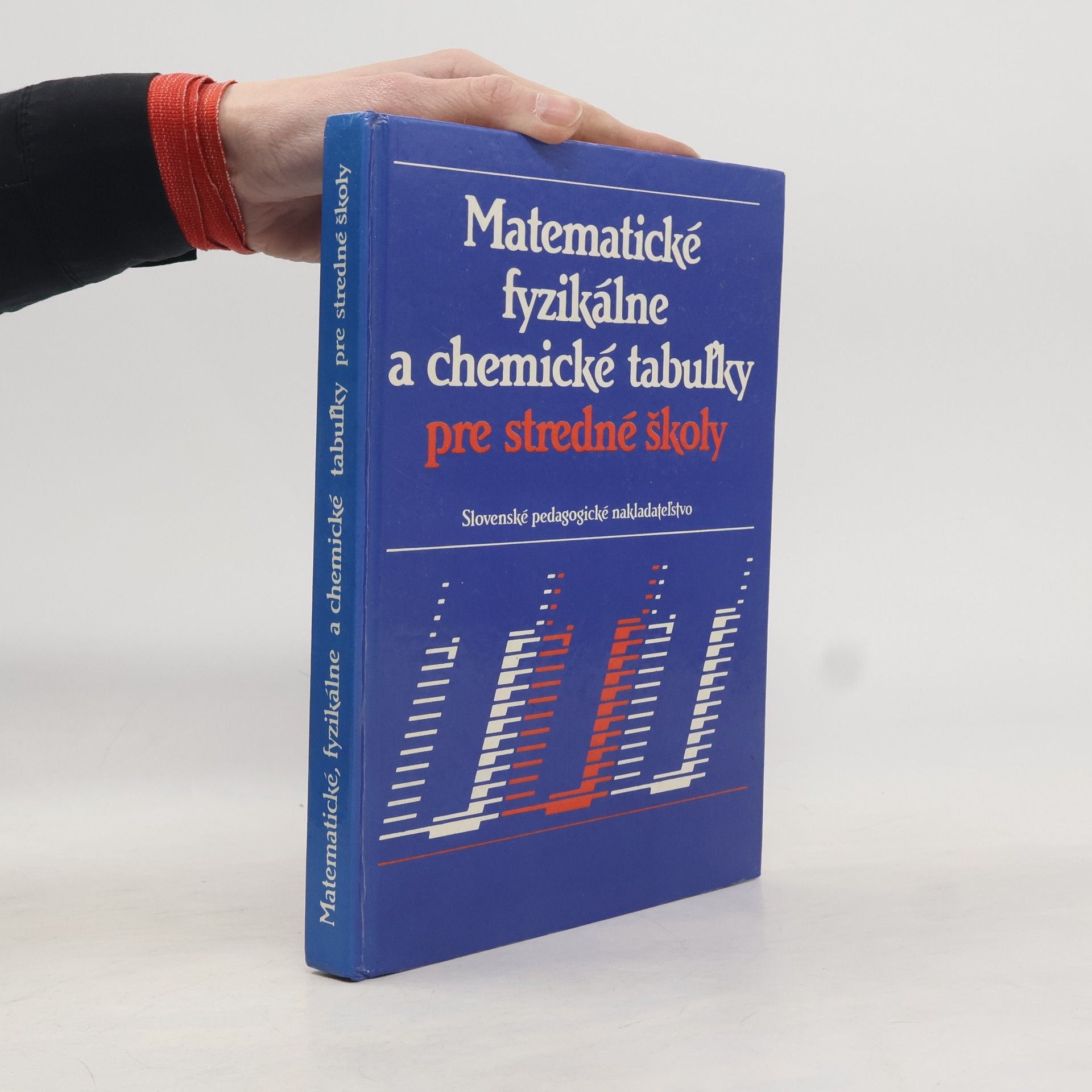 Collectif d'auteurs Matematické, fyzikálne a chemické tabuľky pre stredné školy
