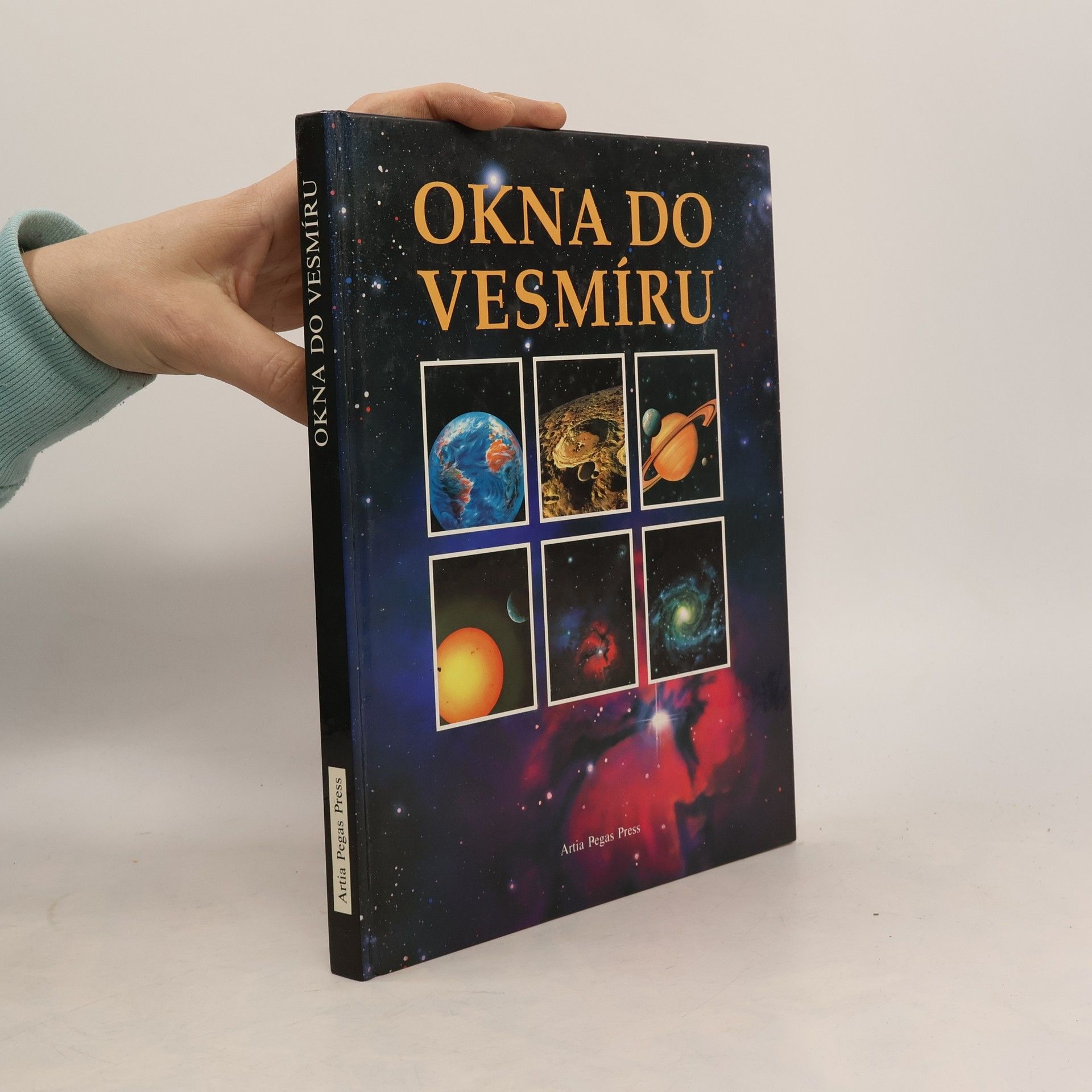 Auteurscollectief Okna do vesmíru