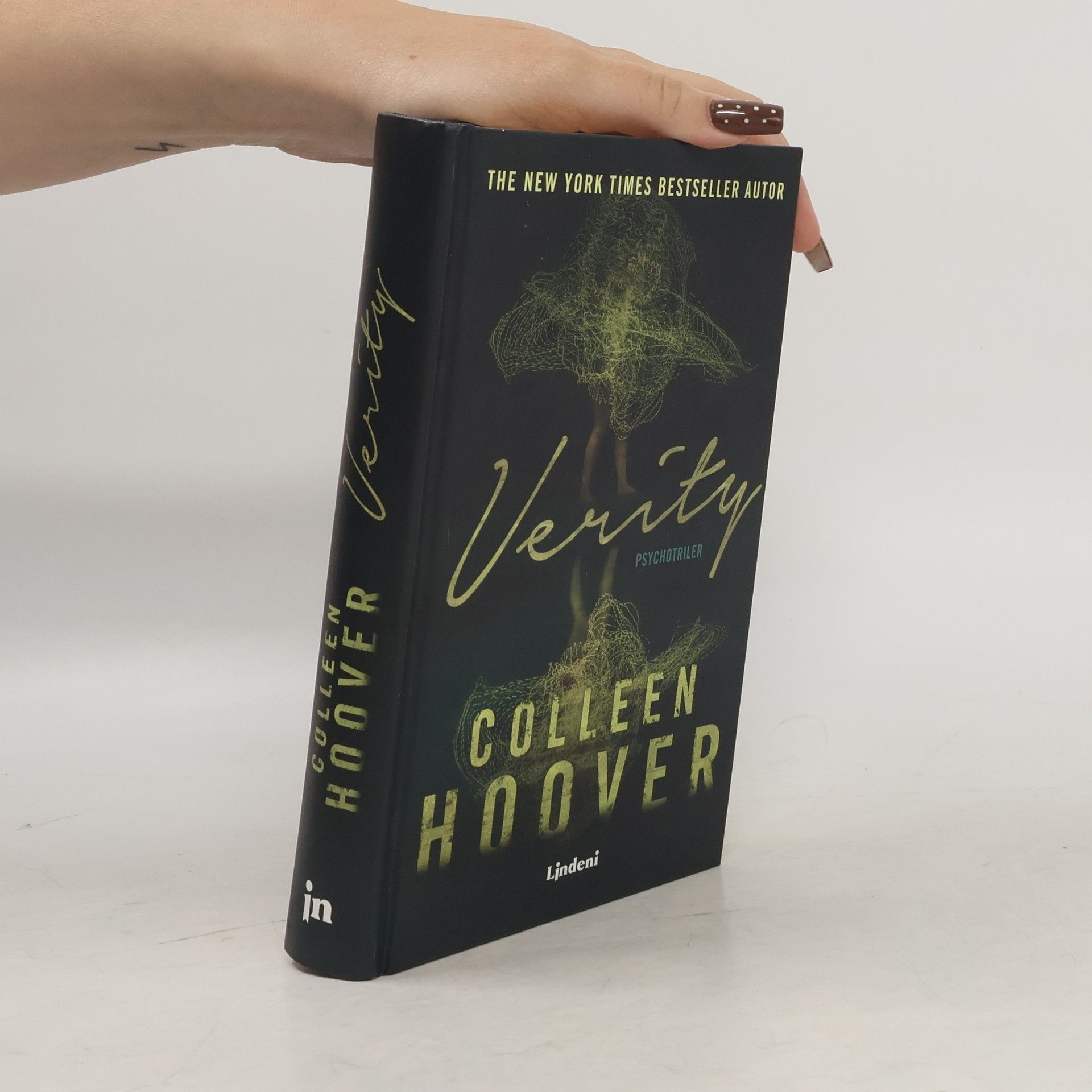 Colleen Hoover Verity