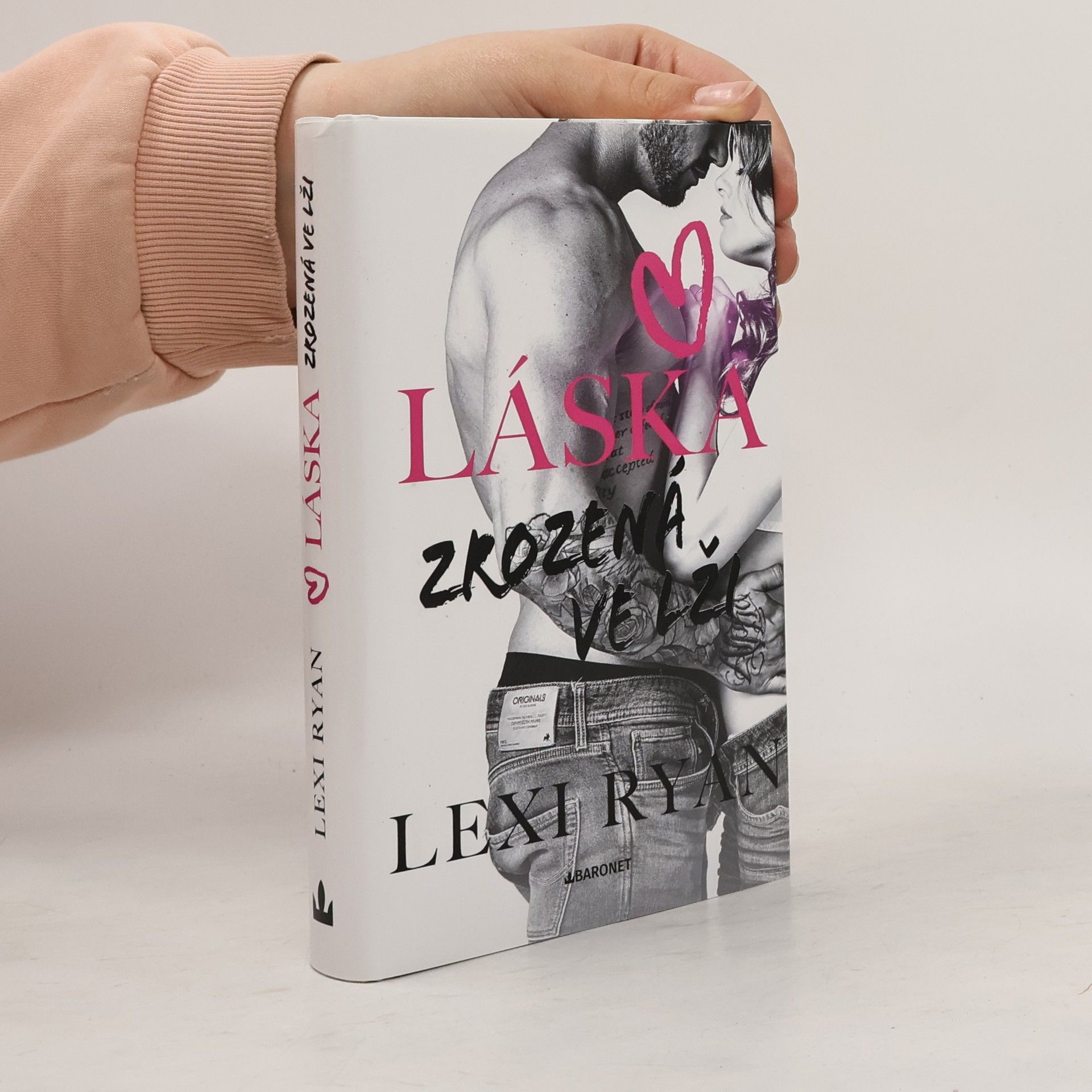 Lexi Ryan Láska zrozená ve lži