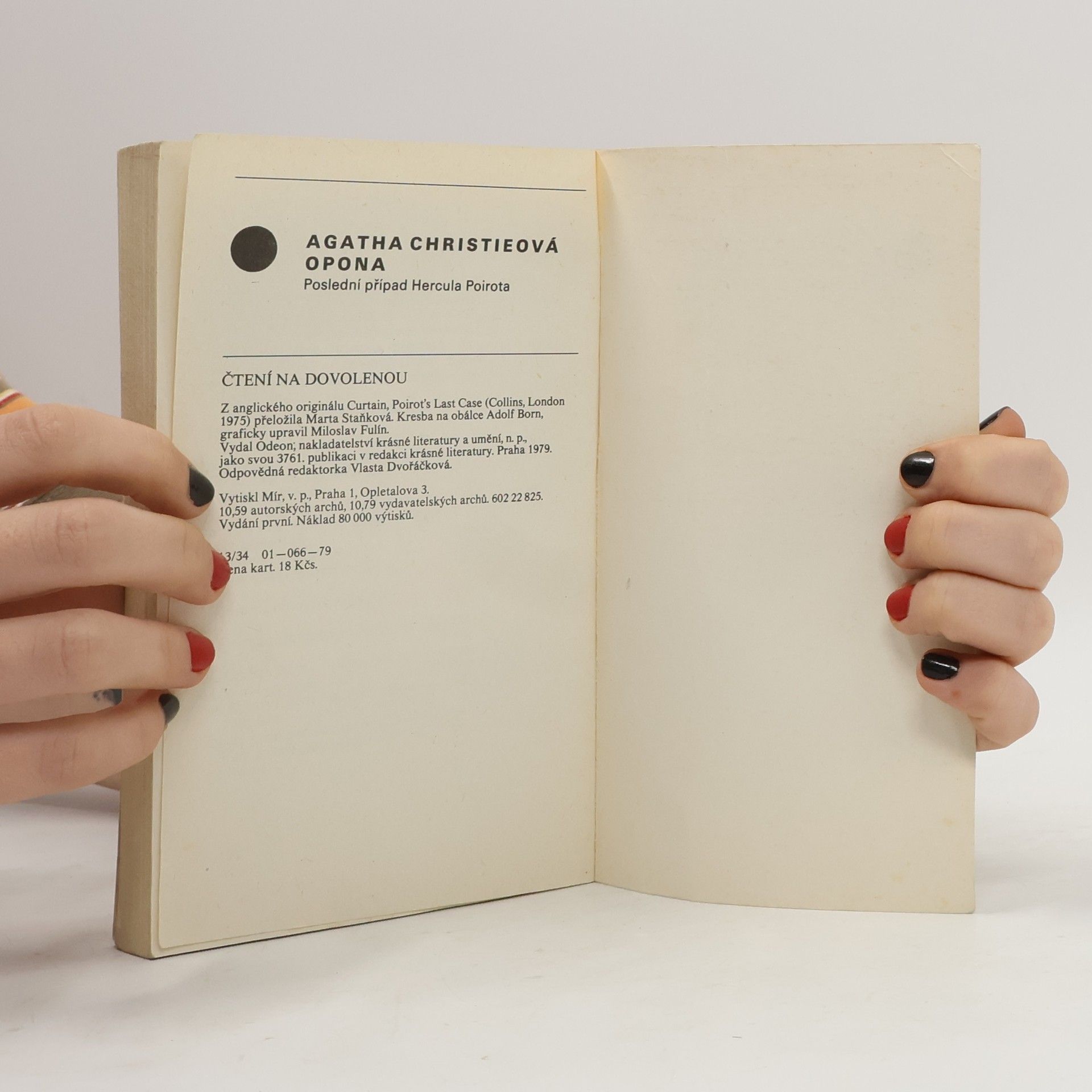 Agatha Christie Opona