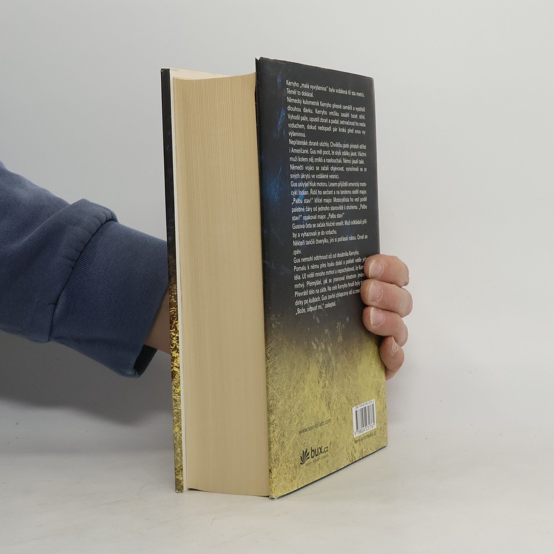 Ken Follett Pád titánů