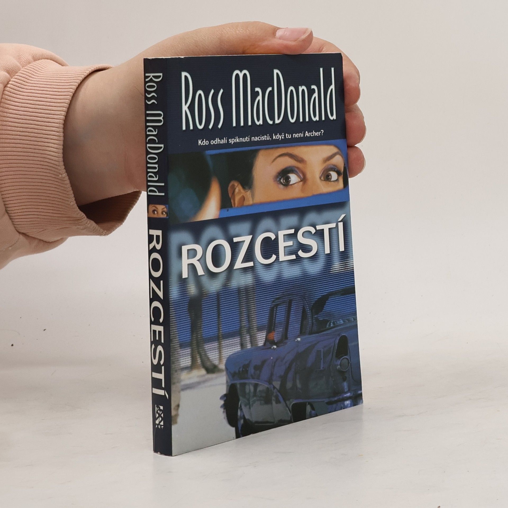 Ross Macdonald Rozcestí