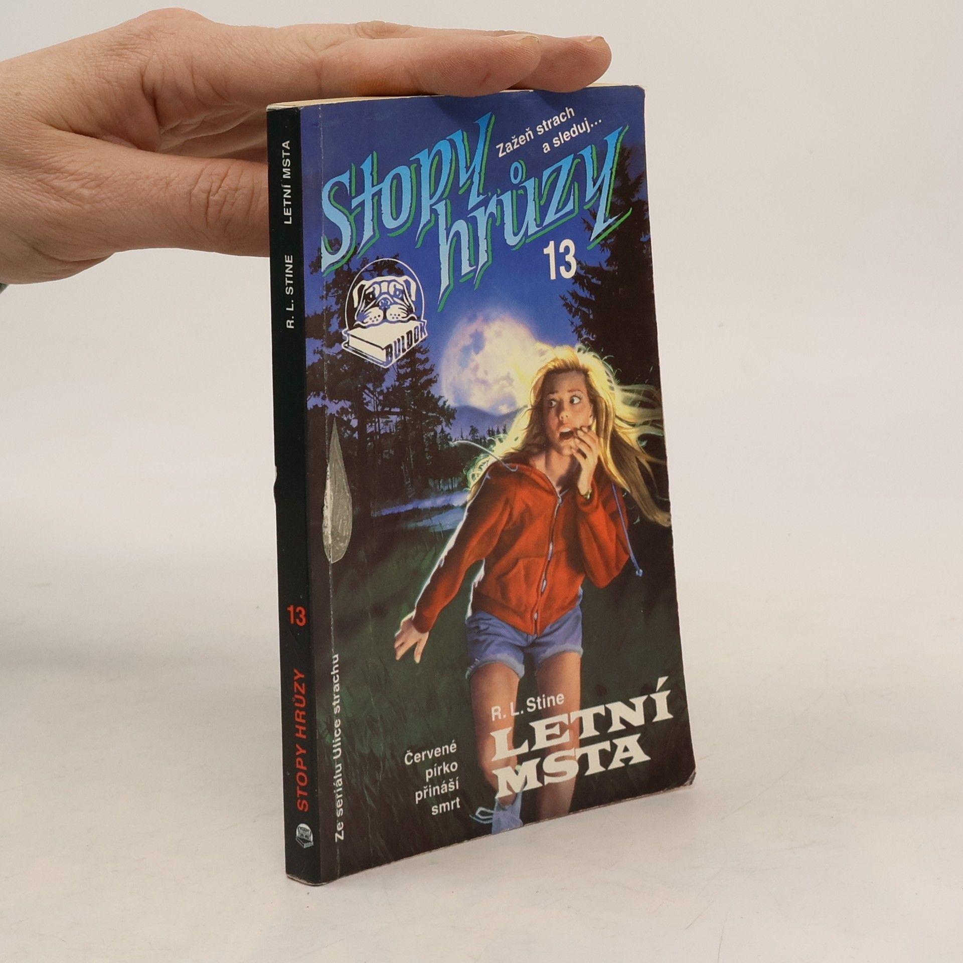 R. L. Stine Letní msta - Stopy hrůzy, svazek 13