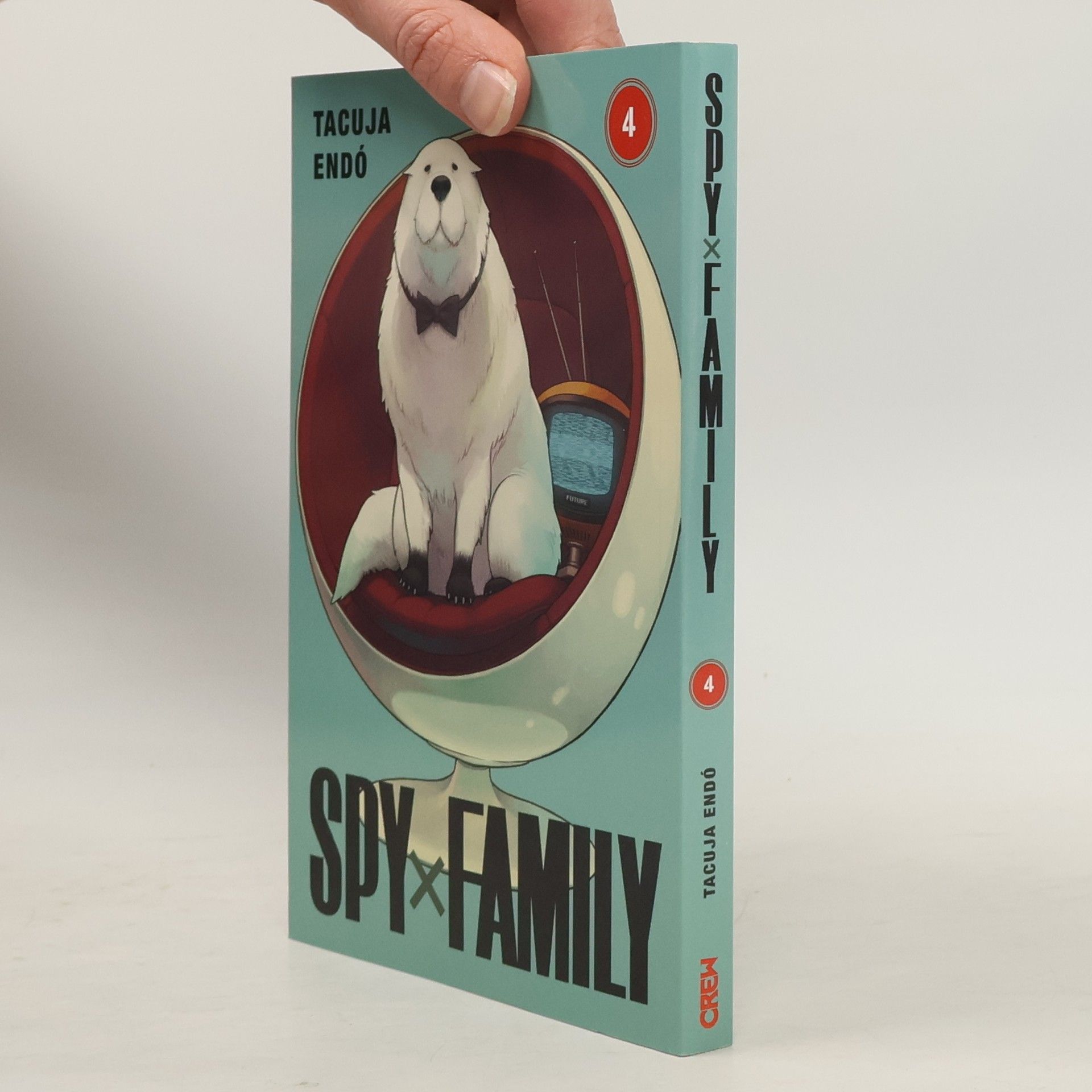 Tacuja Endó Spy x Family 4