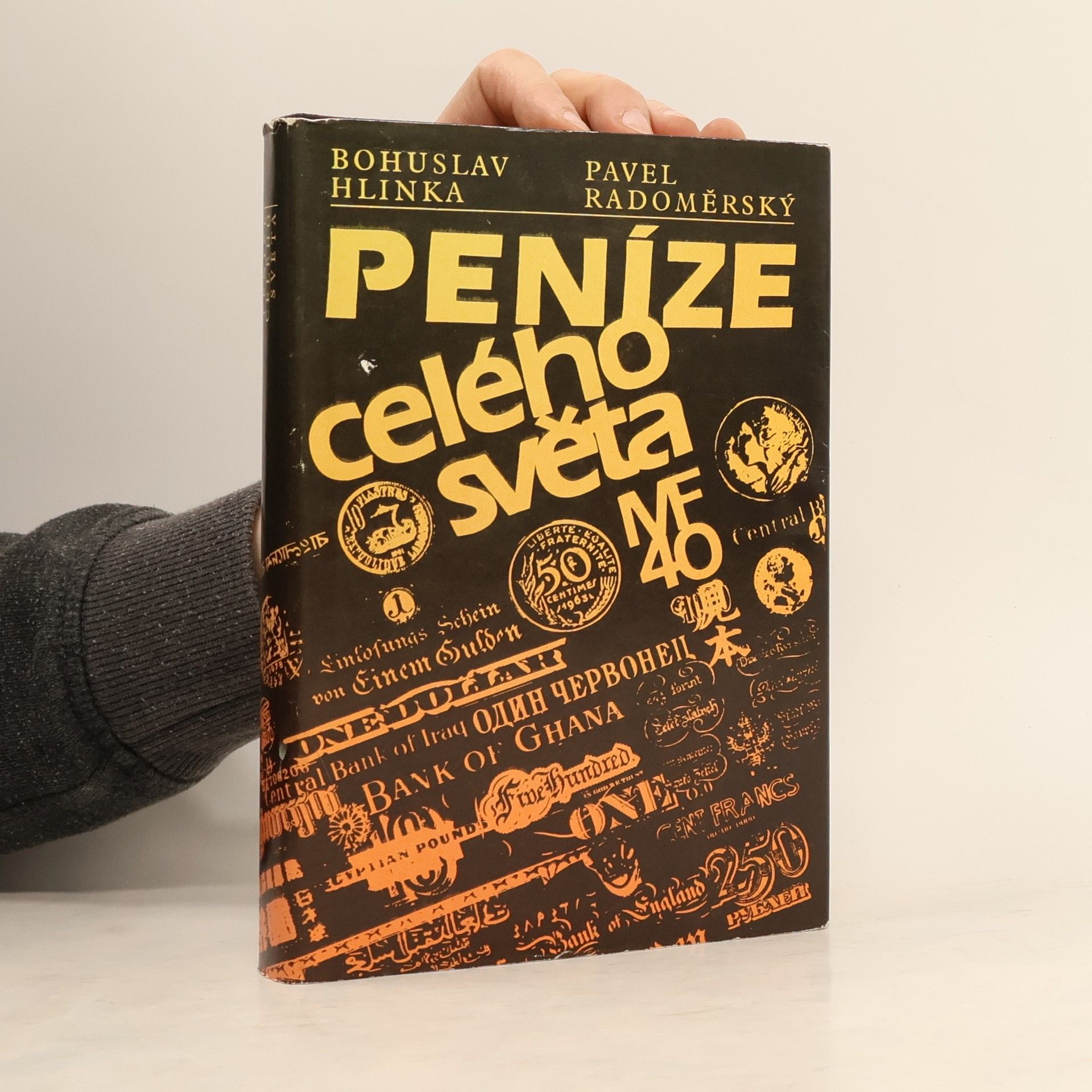 Pavel Radoměrský Peníze celého světa