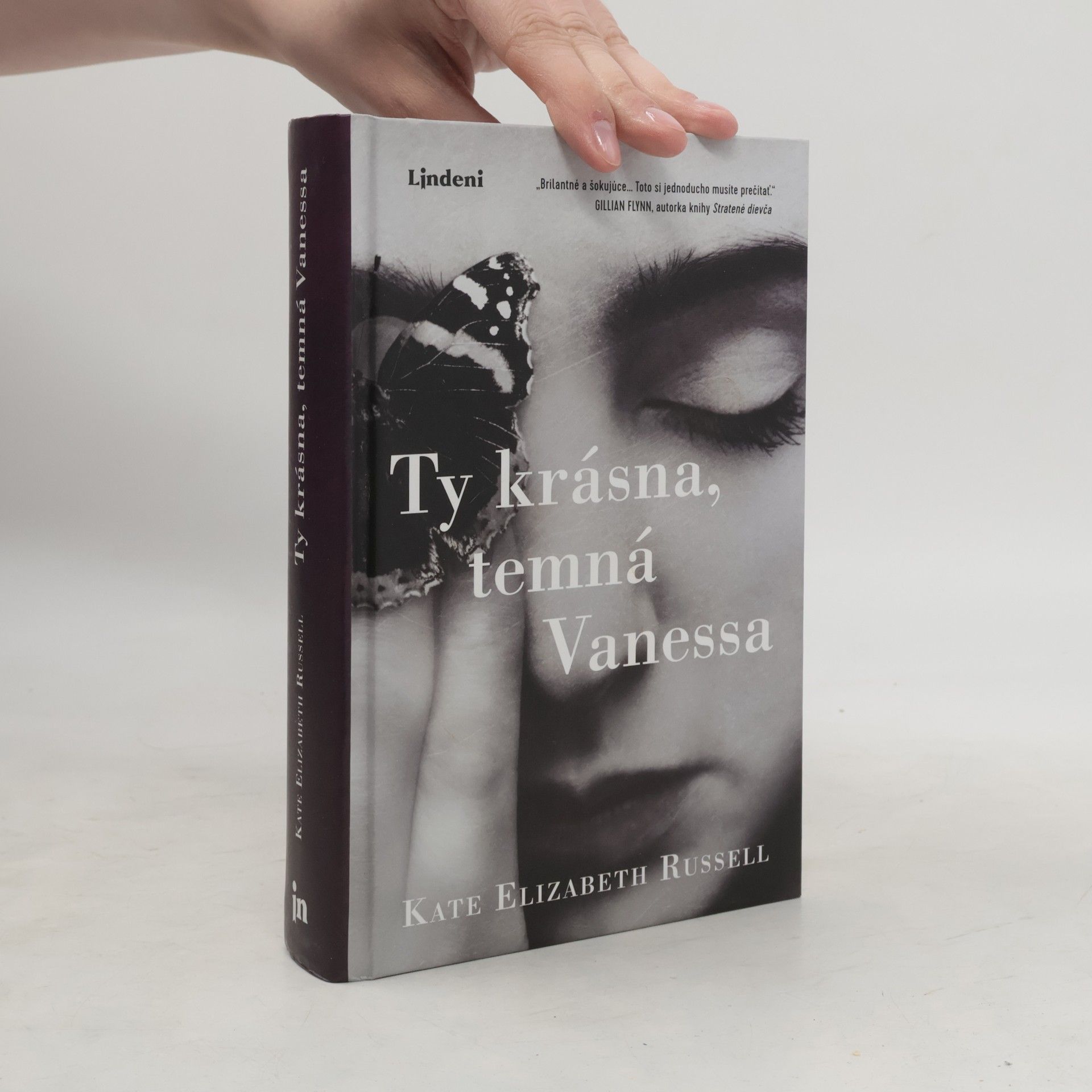 Kate Russell Ty krásna, temná Vanessa