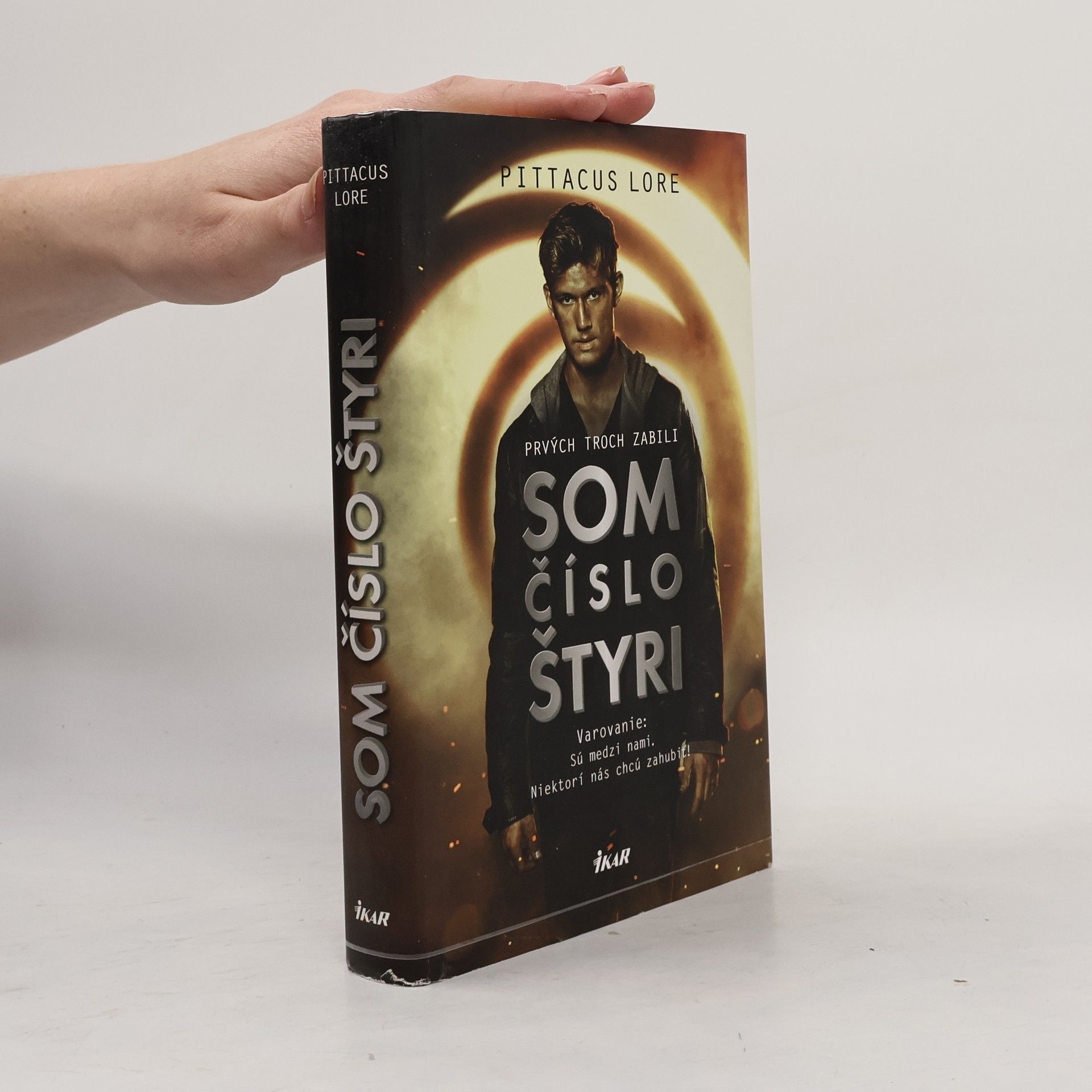 Pittacus Lore Som číslo štyri