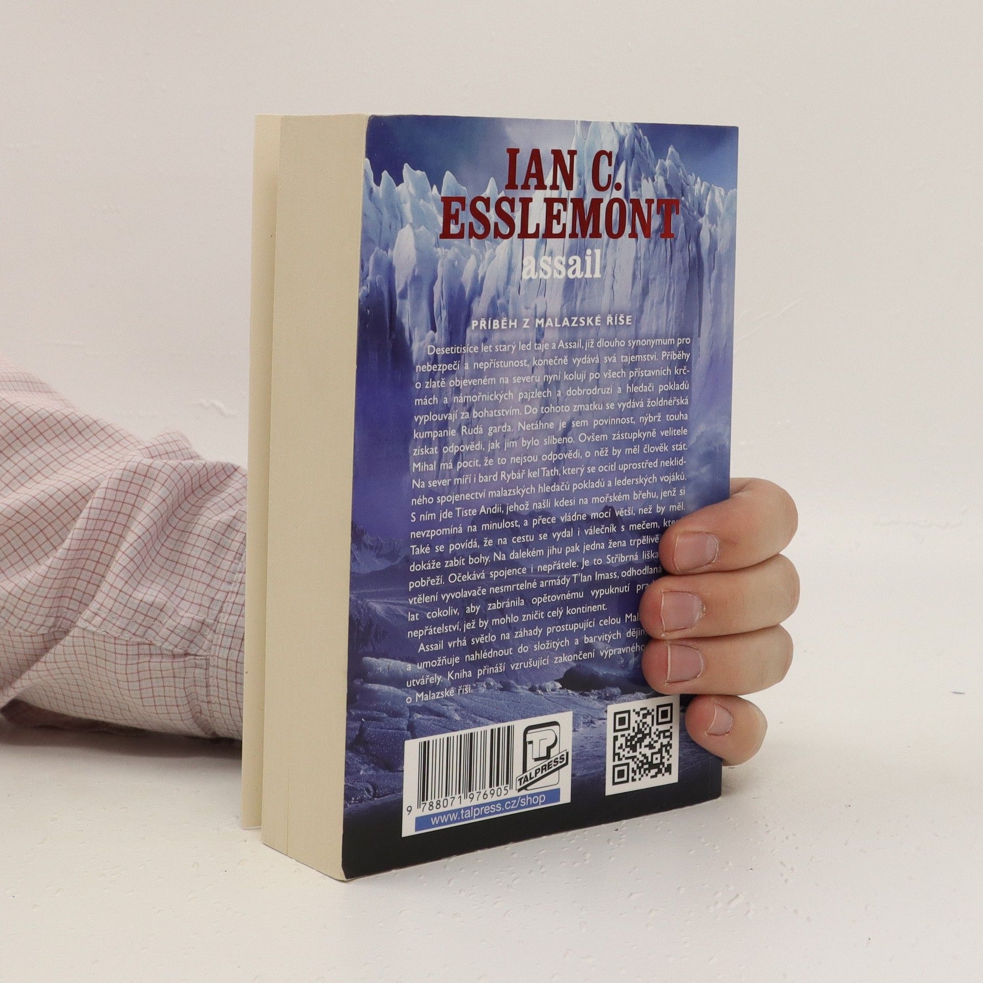 Ian Cameron Esslemont Assail