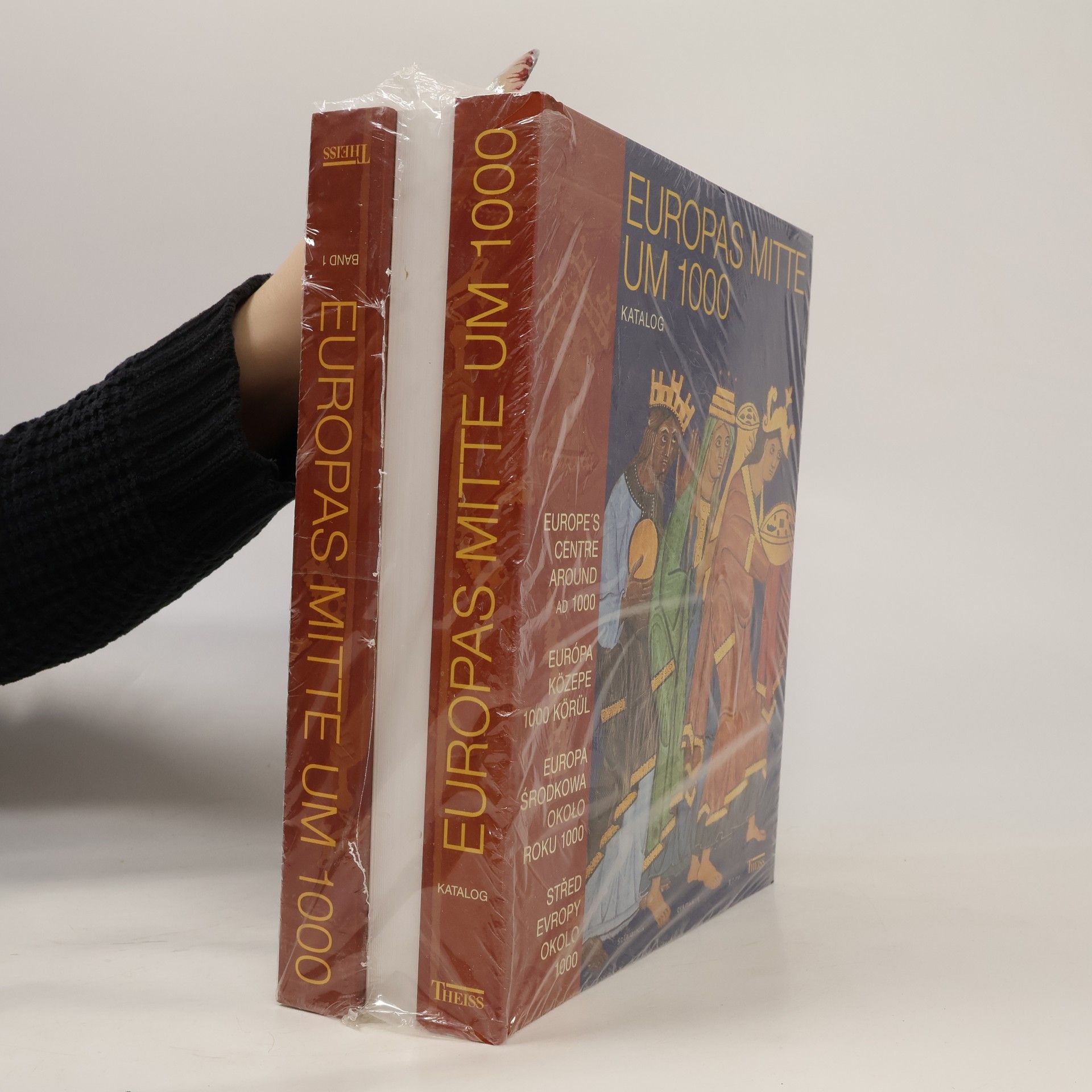 Hans Martin Hinz Europas Mitte um 1000 : Handbuch zur Ausstelung. (Band 1 + Band 2 + katalog)