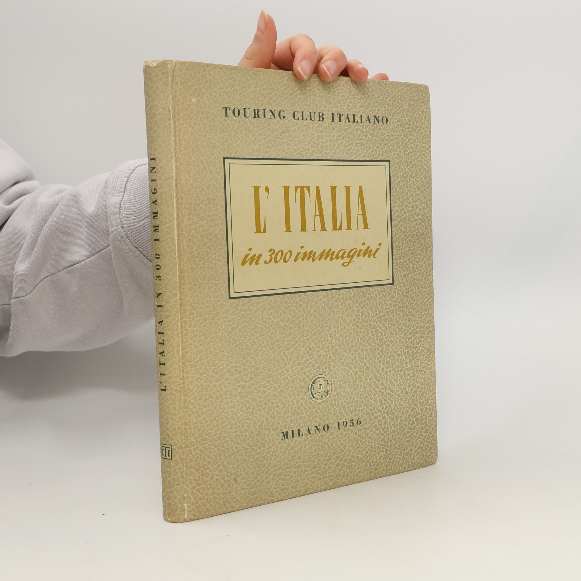 Autorenkollektiv L'Italia in 300 immagini