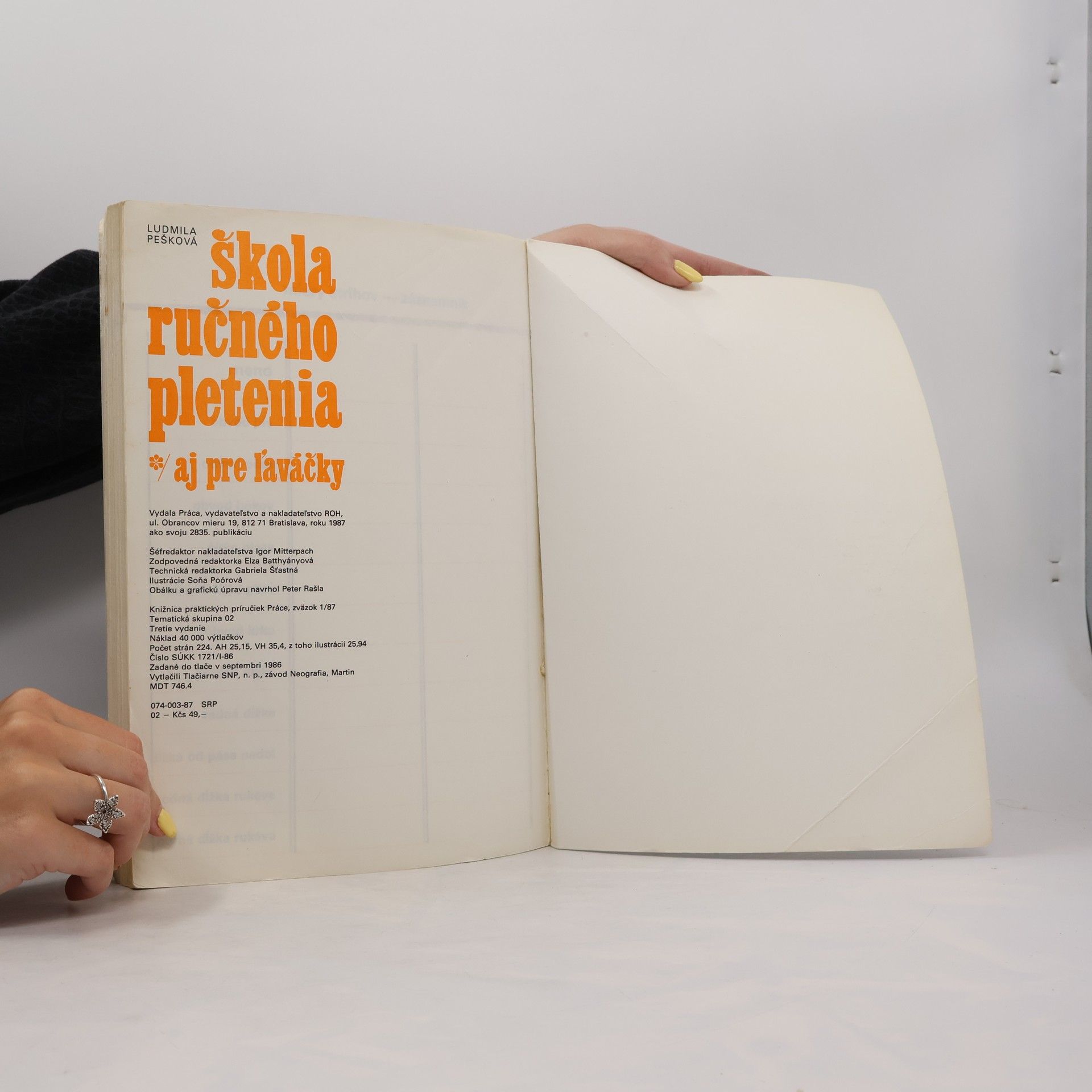 Ludmila Pešková Škola ručného pletenia aj pre ľaváčky