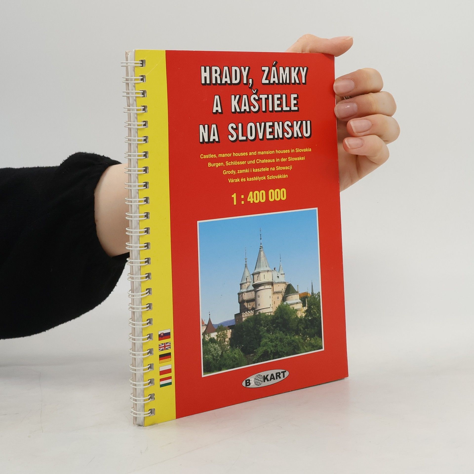 Autorenkollektiv Hrady, zámky a kaštiele na Slovensku