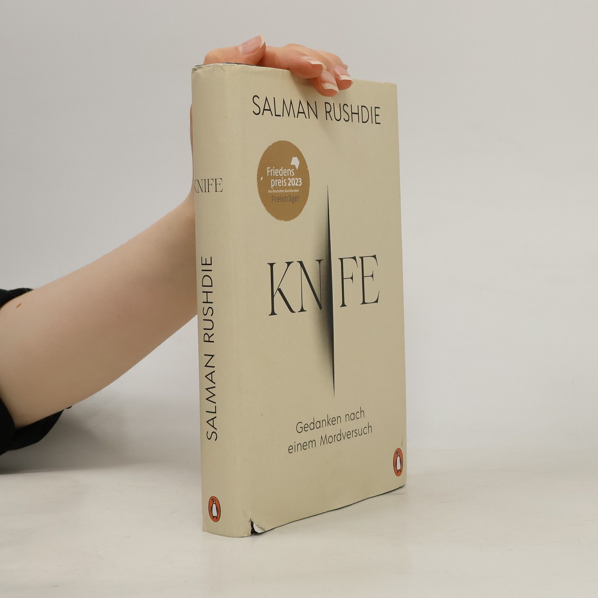 Salman Rushdie Knife
