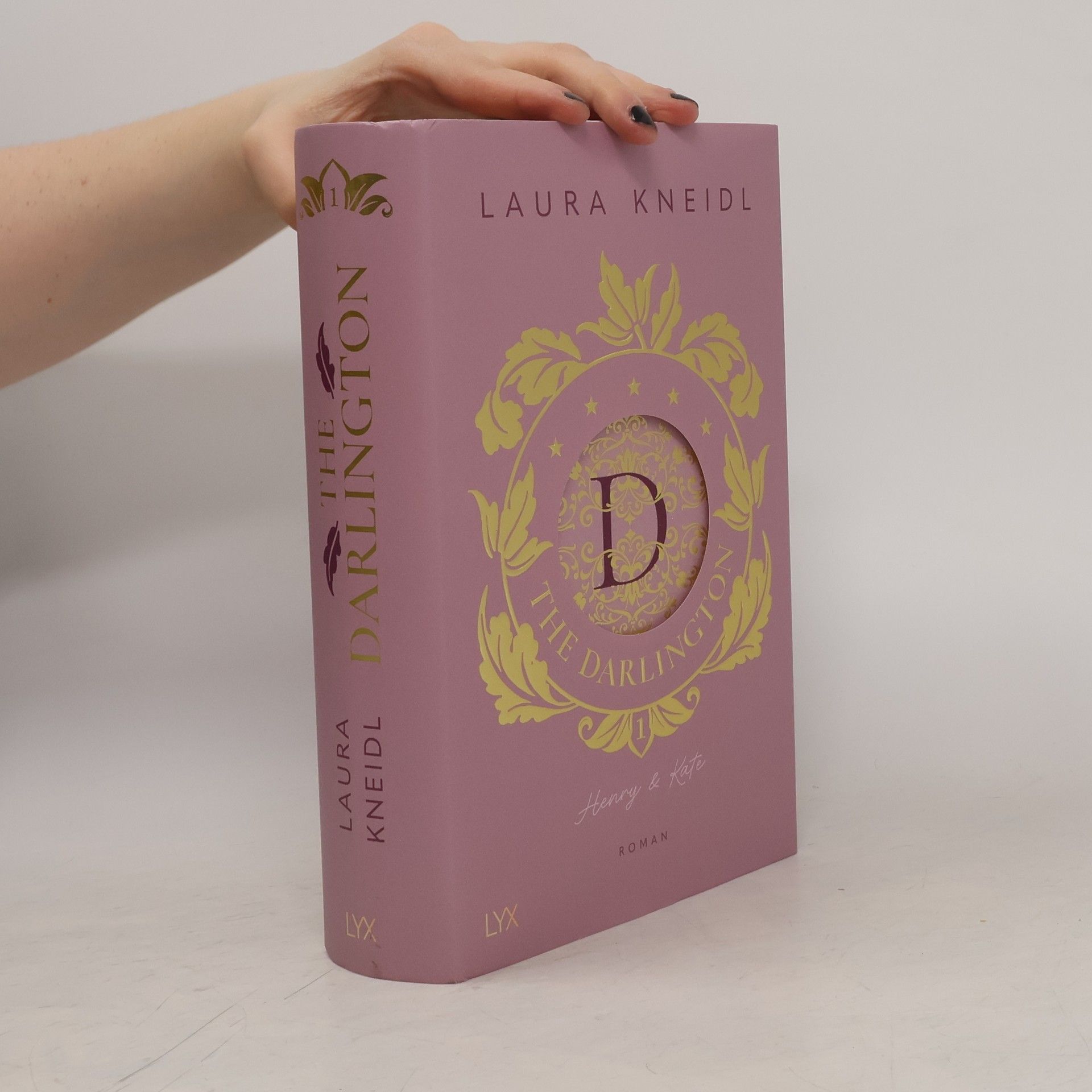 Laura Kneidl The Darlington