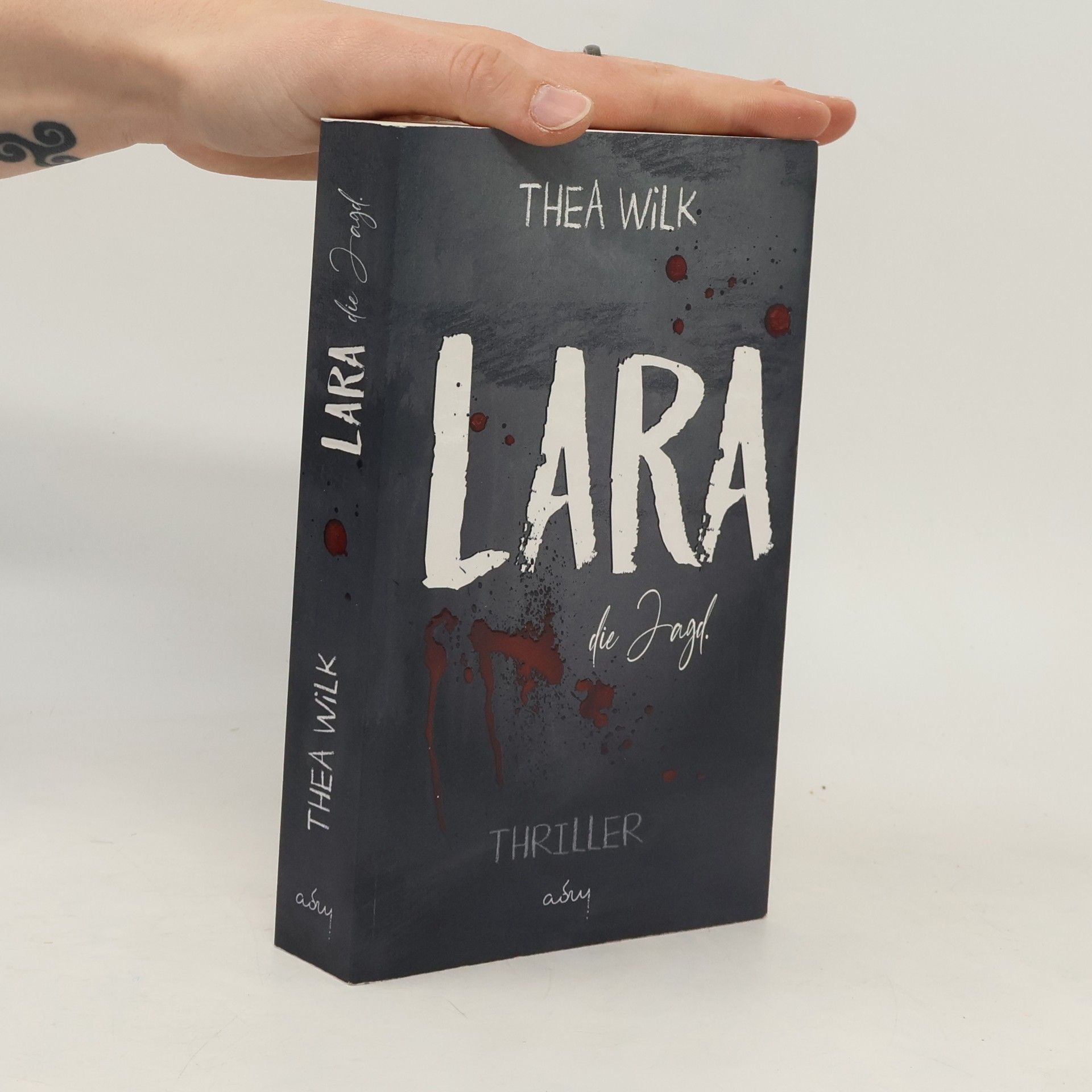 Thea WiLK LARA. die Jagd.