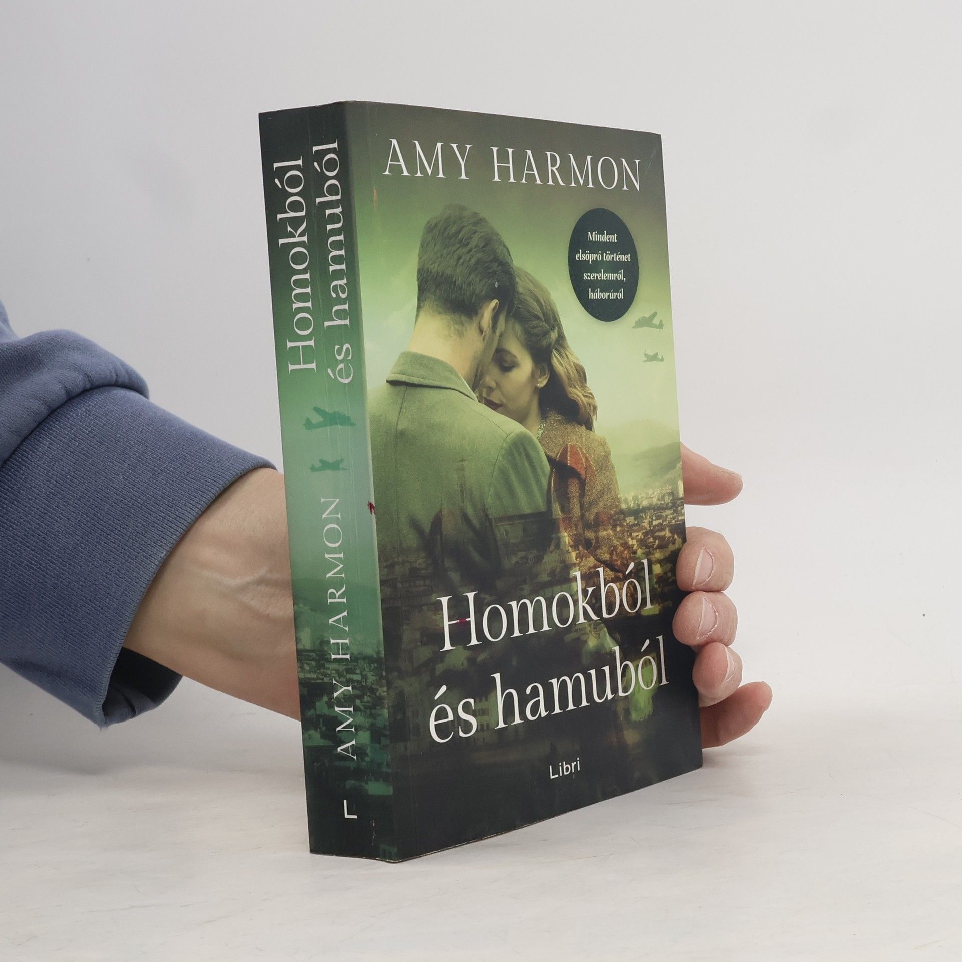 Mila Gázsity Homokból és hamuból