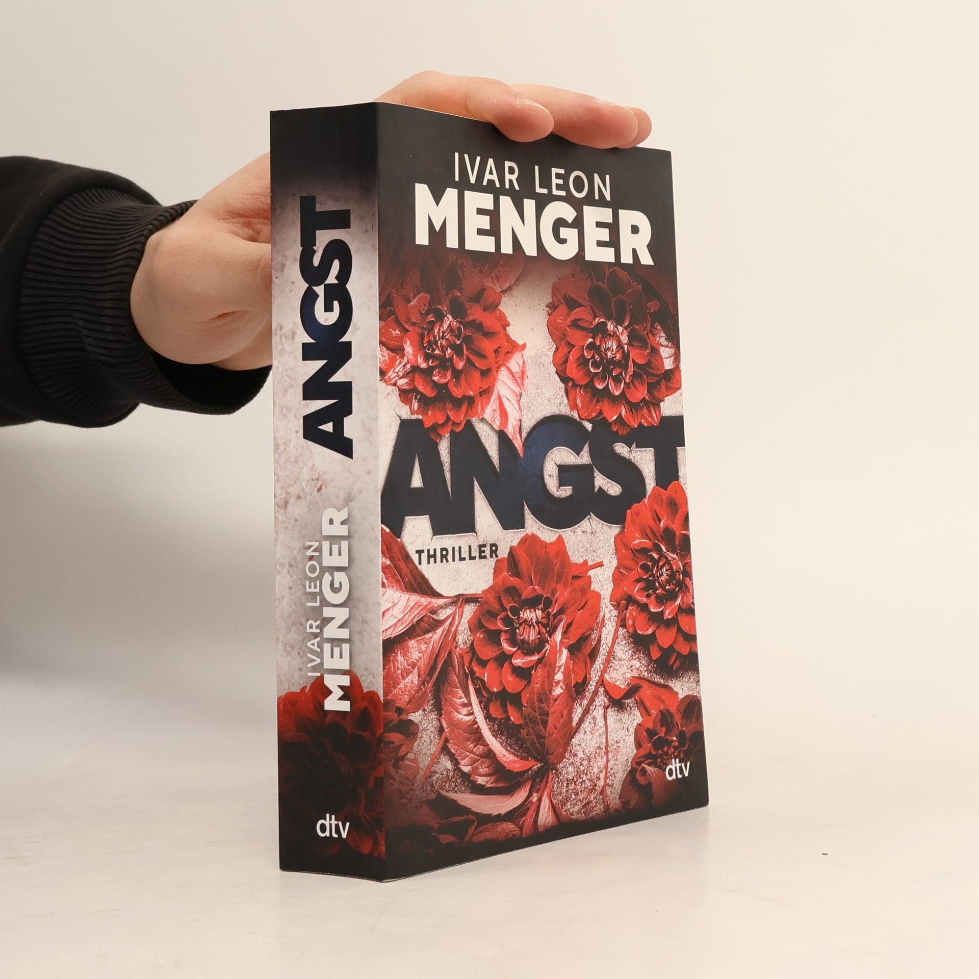 Ivar Leon Menger Angst
