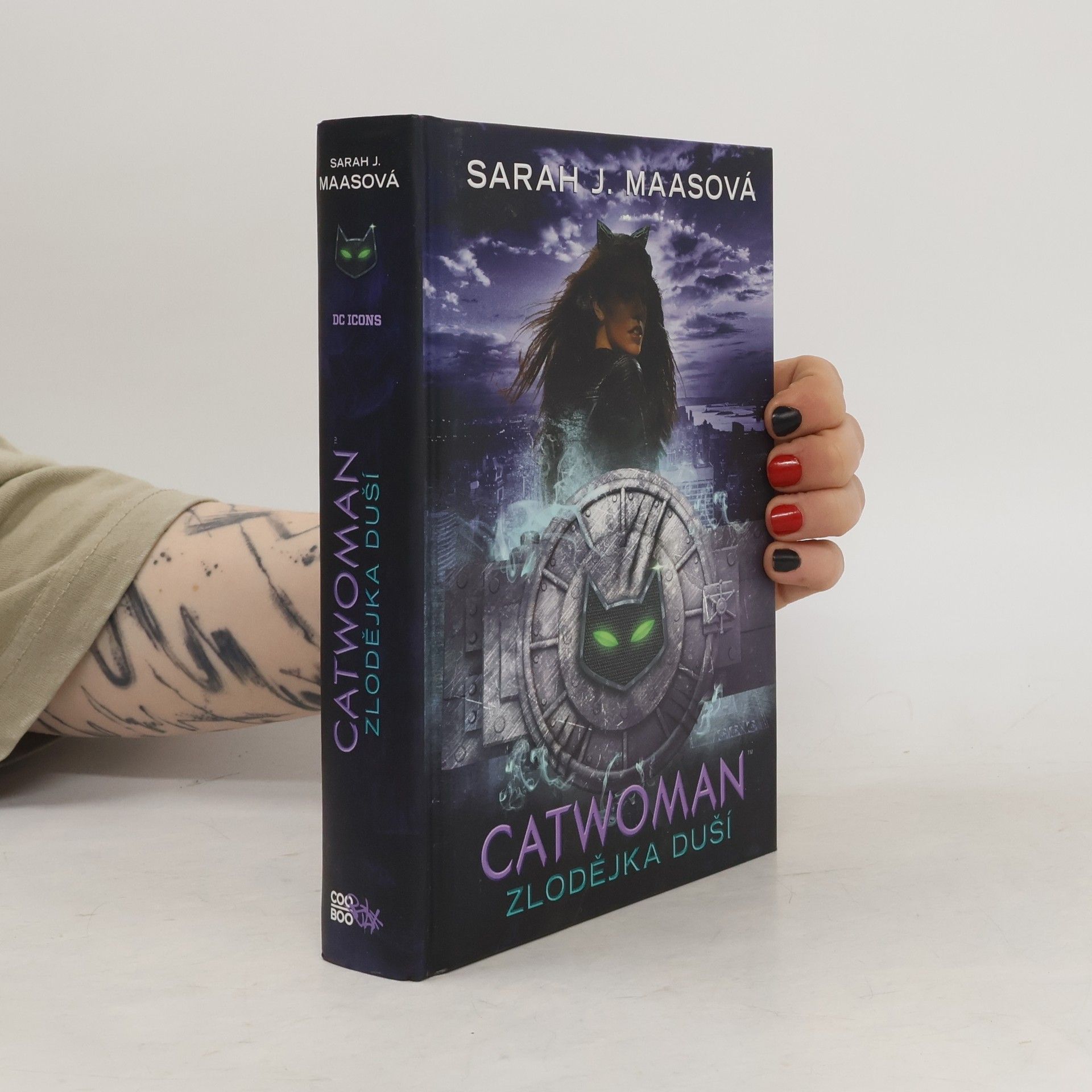 Sarah J. Maas Catwoman: Zlodějka duší