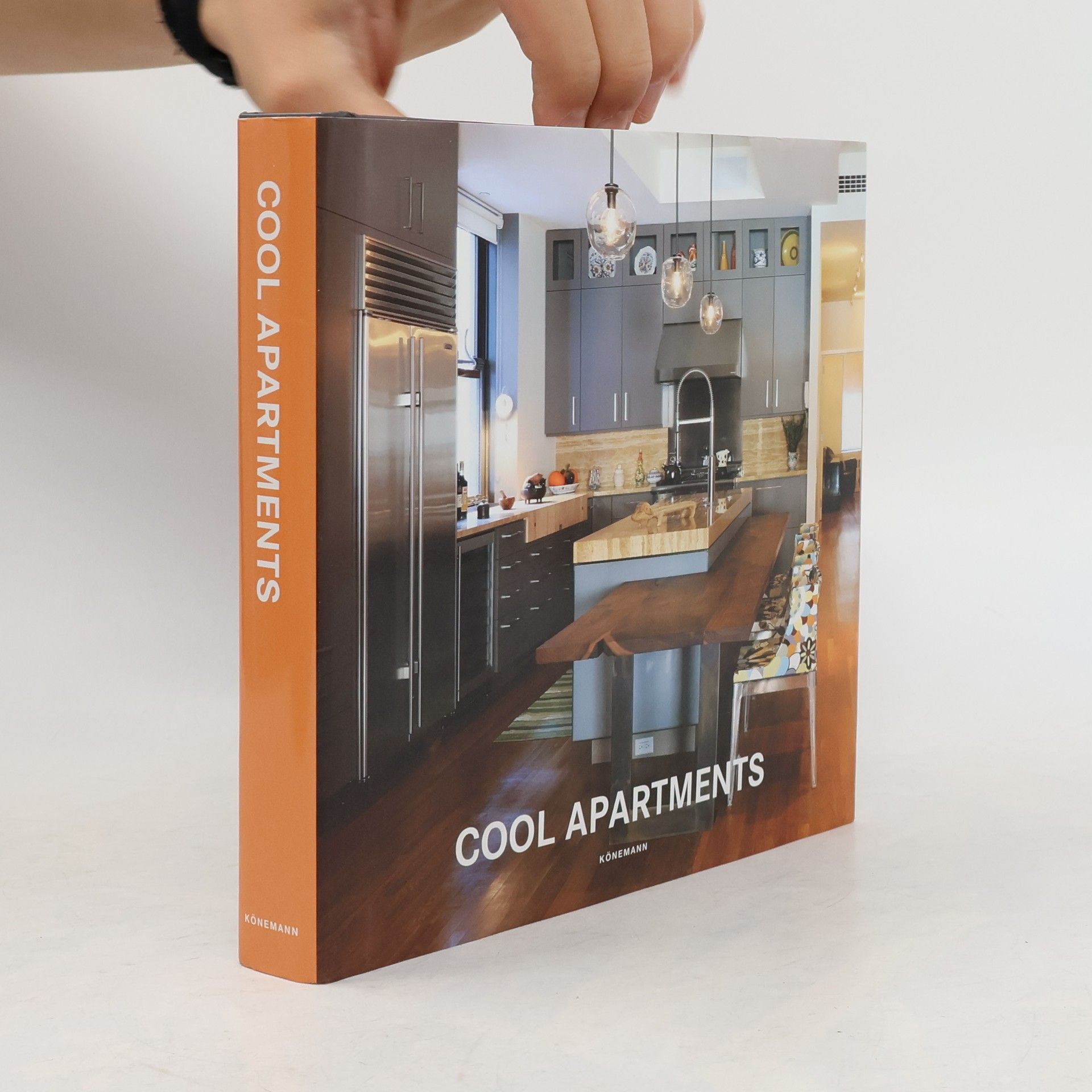 Various authors Cool Apartments