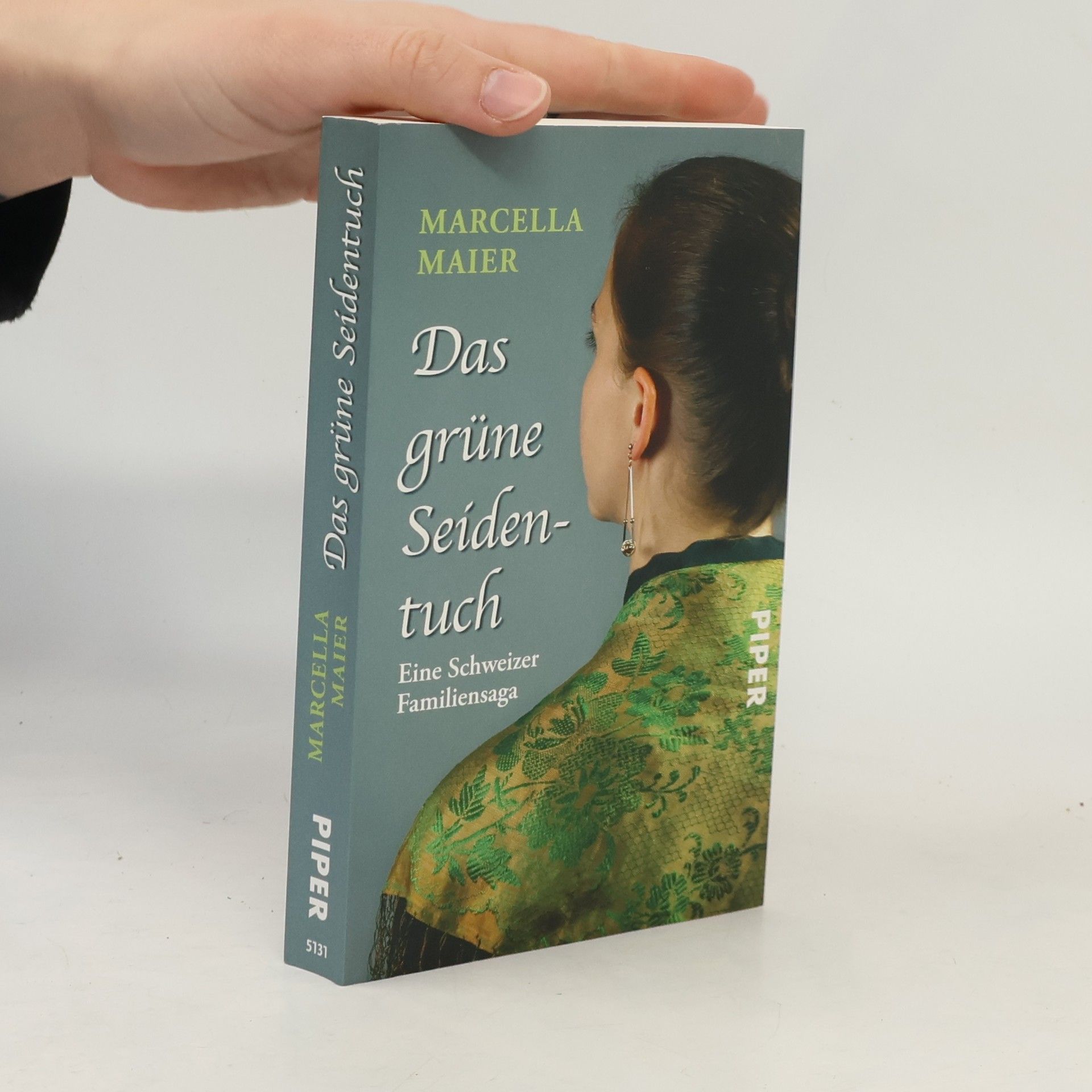 Marcella Maier Das grüne Seidentuch