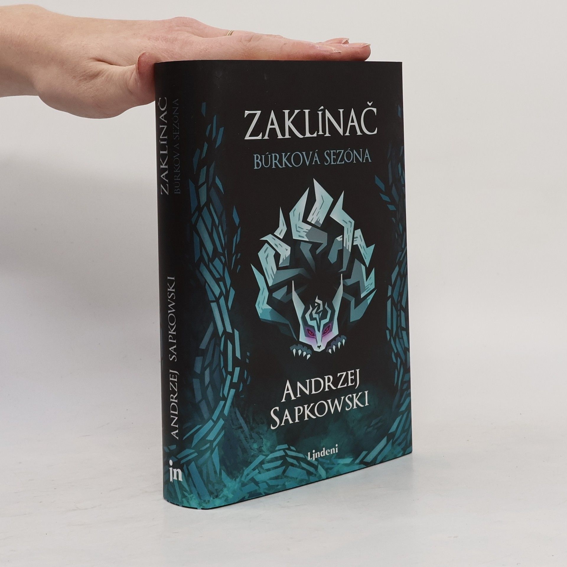 Andrzej Sapkowski Búrková sezóna