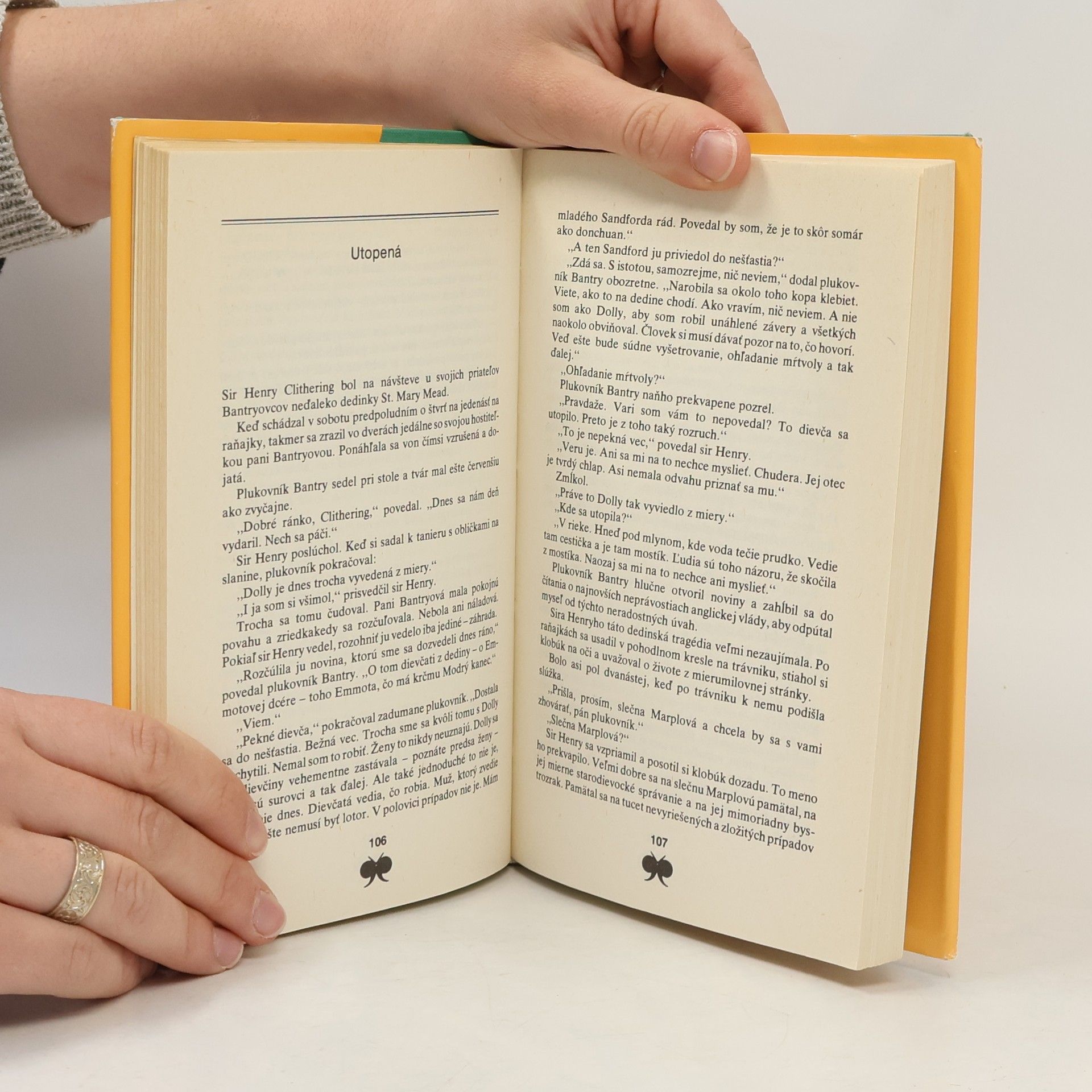 Agatha Christie Sedemnásť orieškov na rozlúsknutie