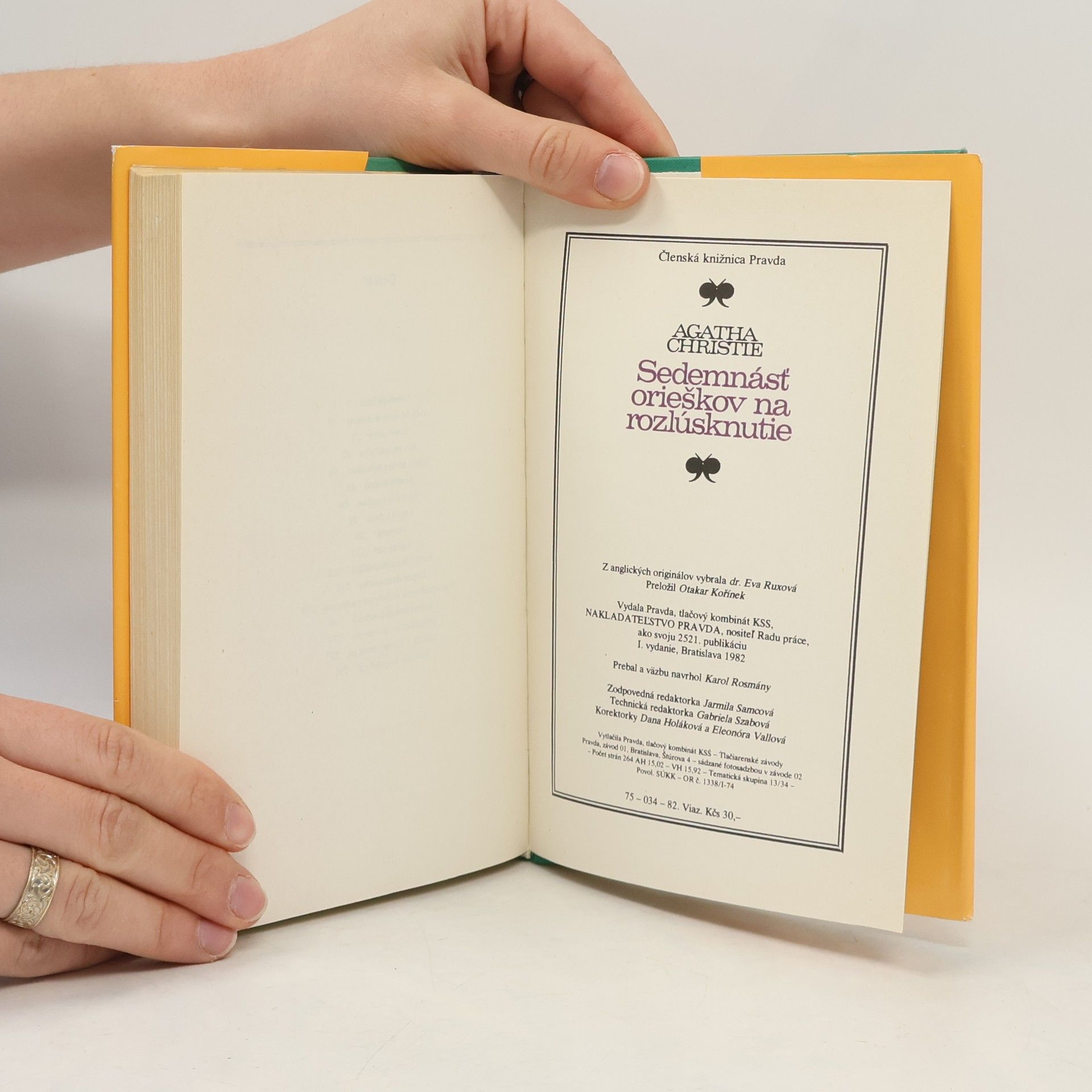 Agatha Christie Sedemnásť orieškov na rozlúsknutie