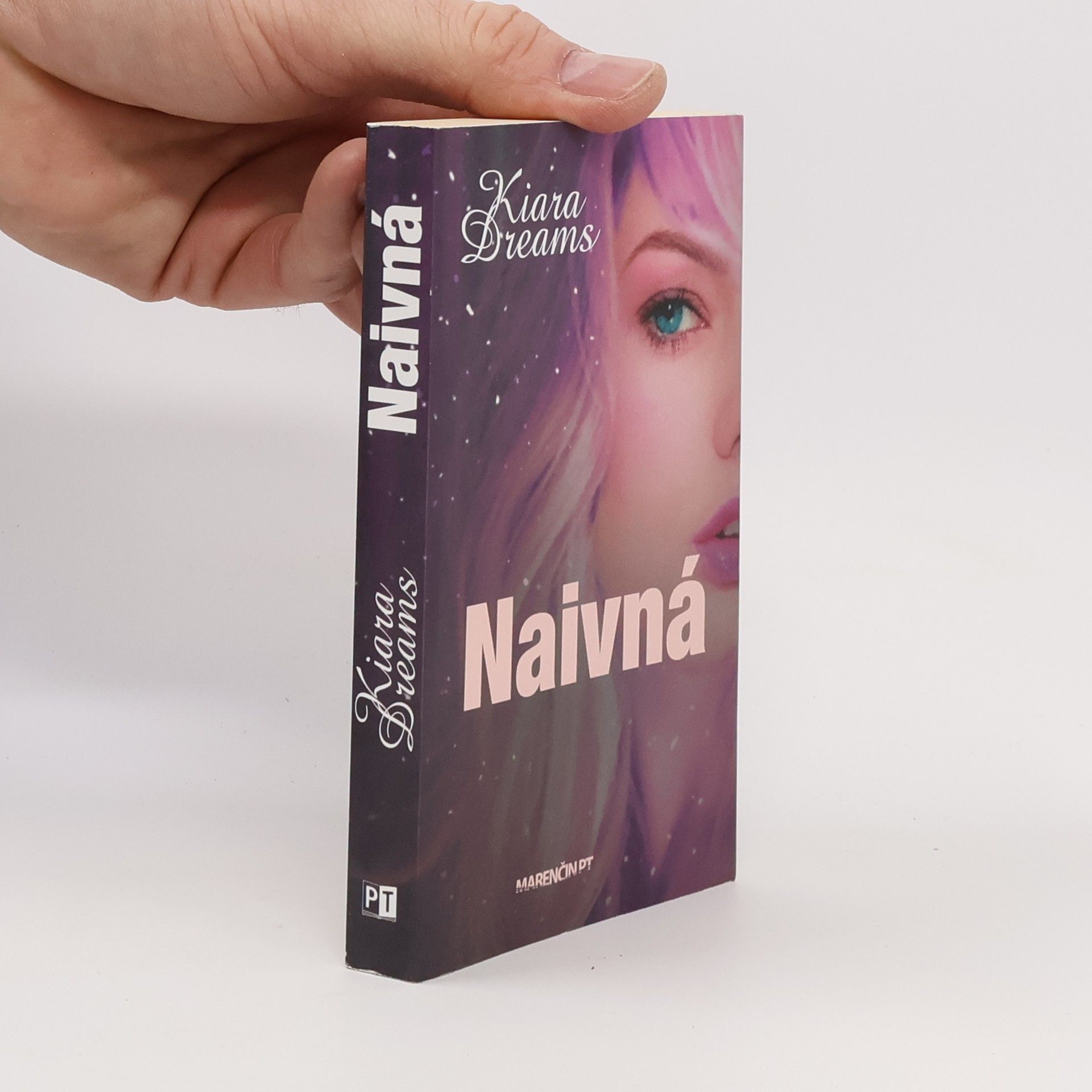 Kiara Dreams Naivná