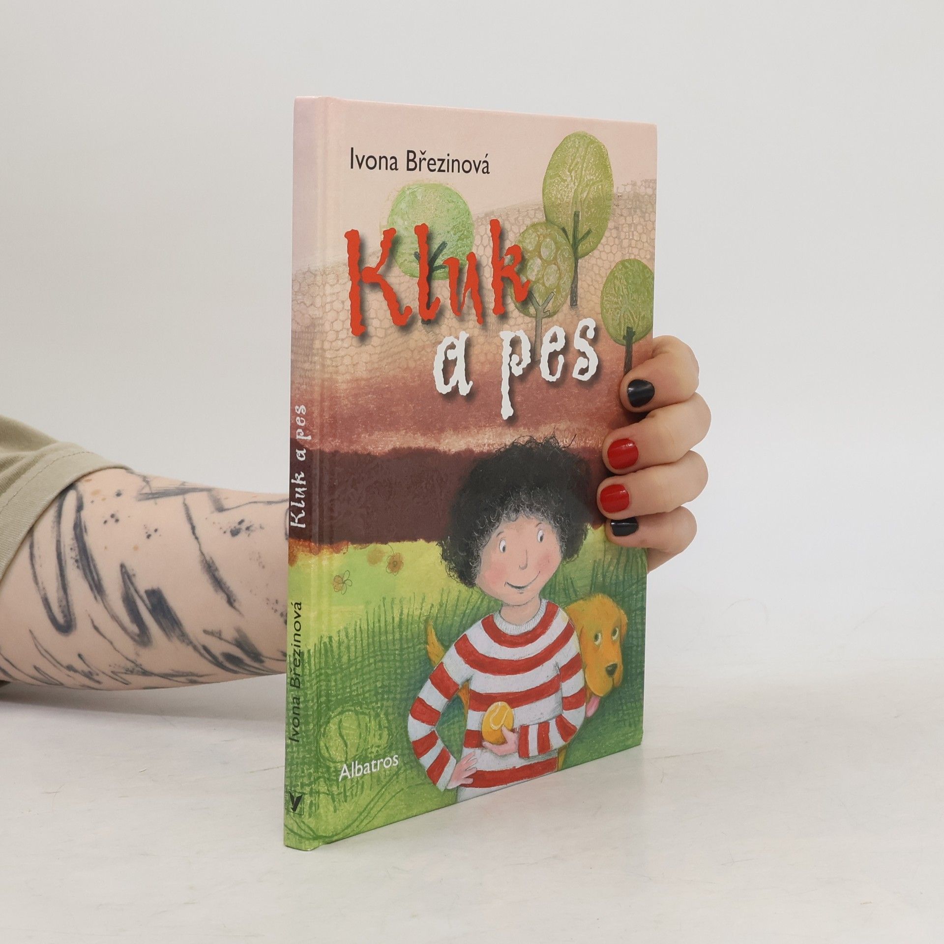 Ivona Březinová Kluk a pes
