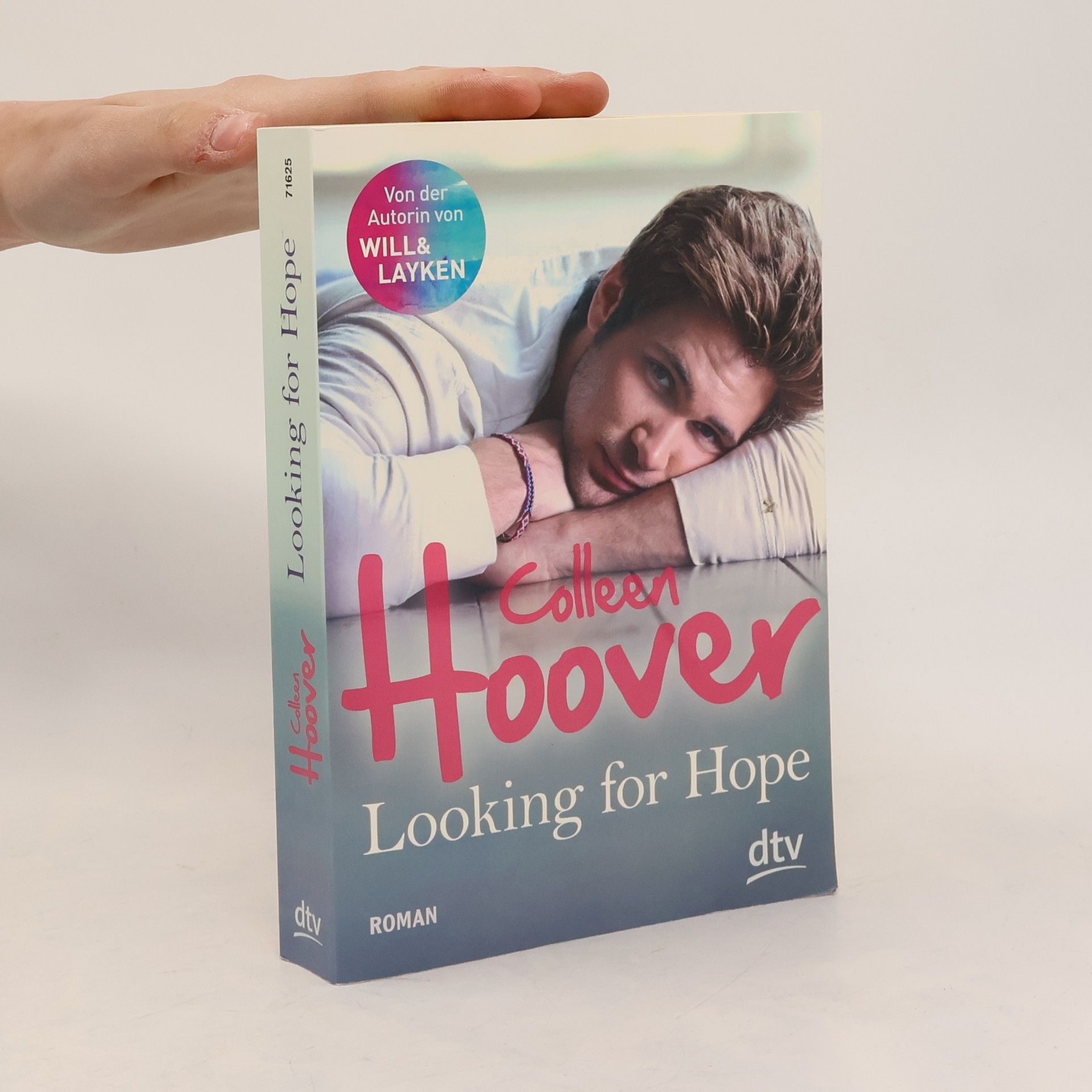 Colleen Hooverová Looking for hope