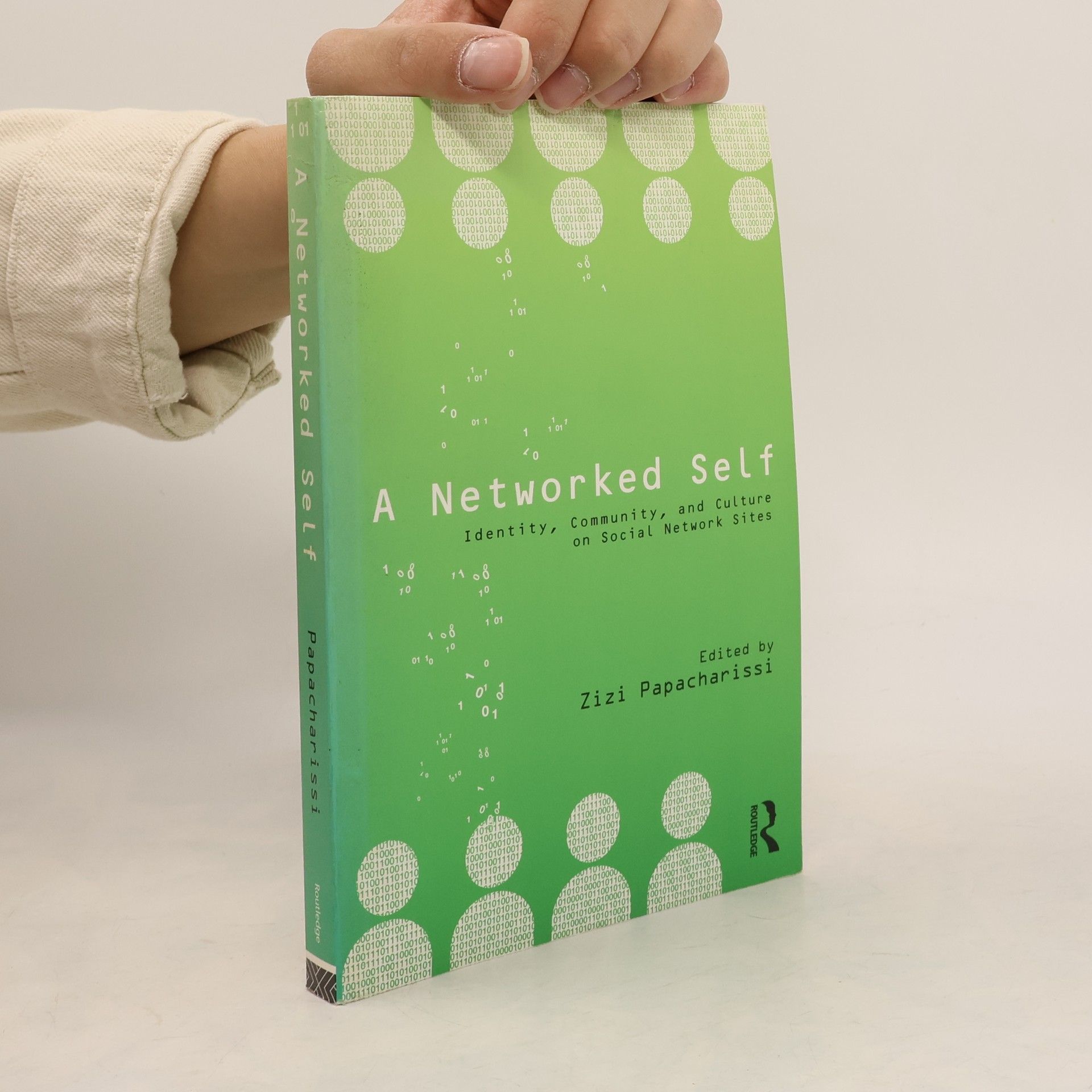 Zizi A. Papacharissi A Networked Self