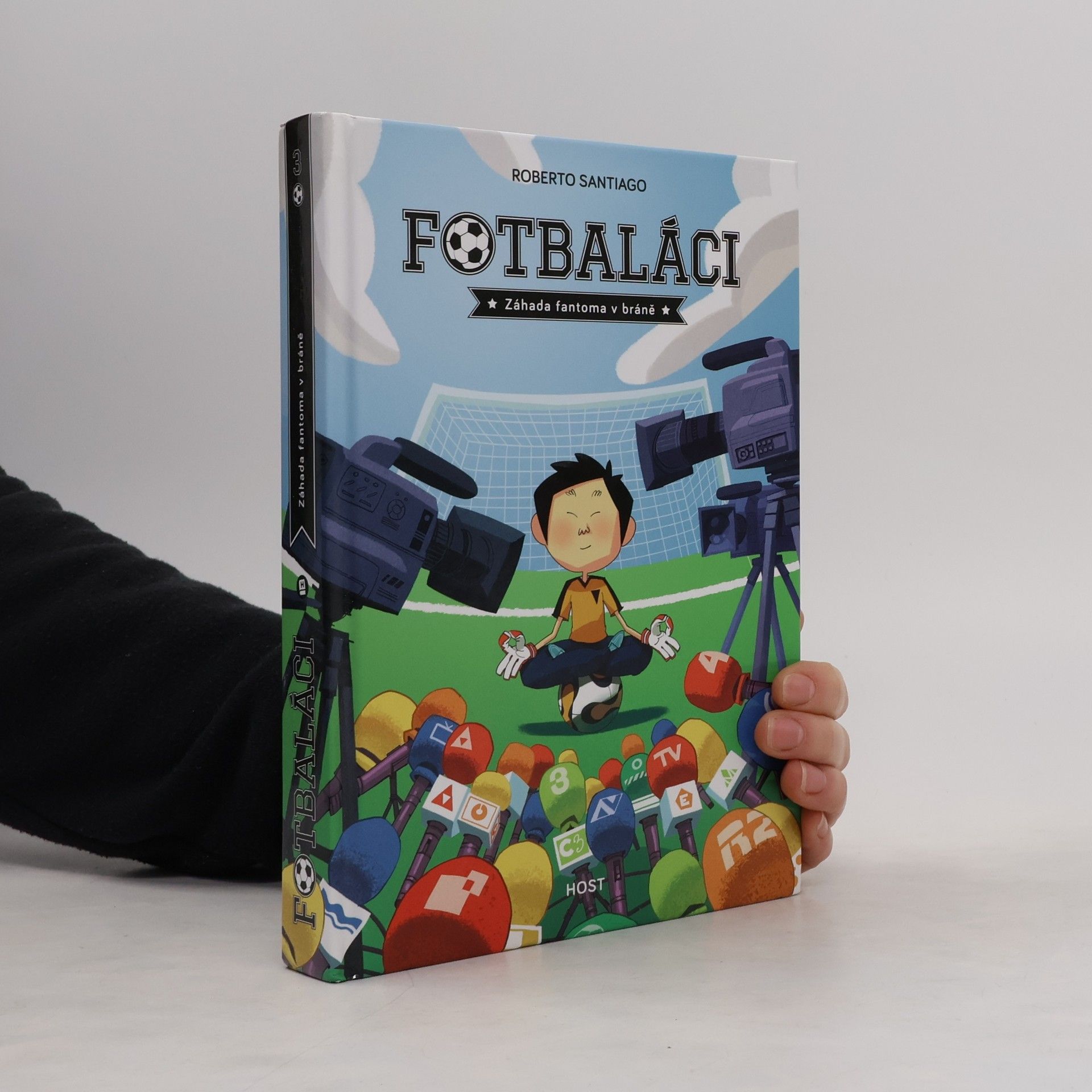 Roberto Santiago Fotbaláci 3. Záhada fantoma v bráně