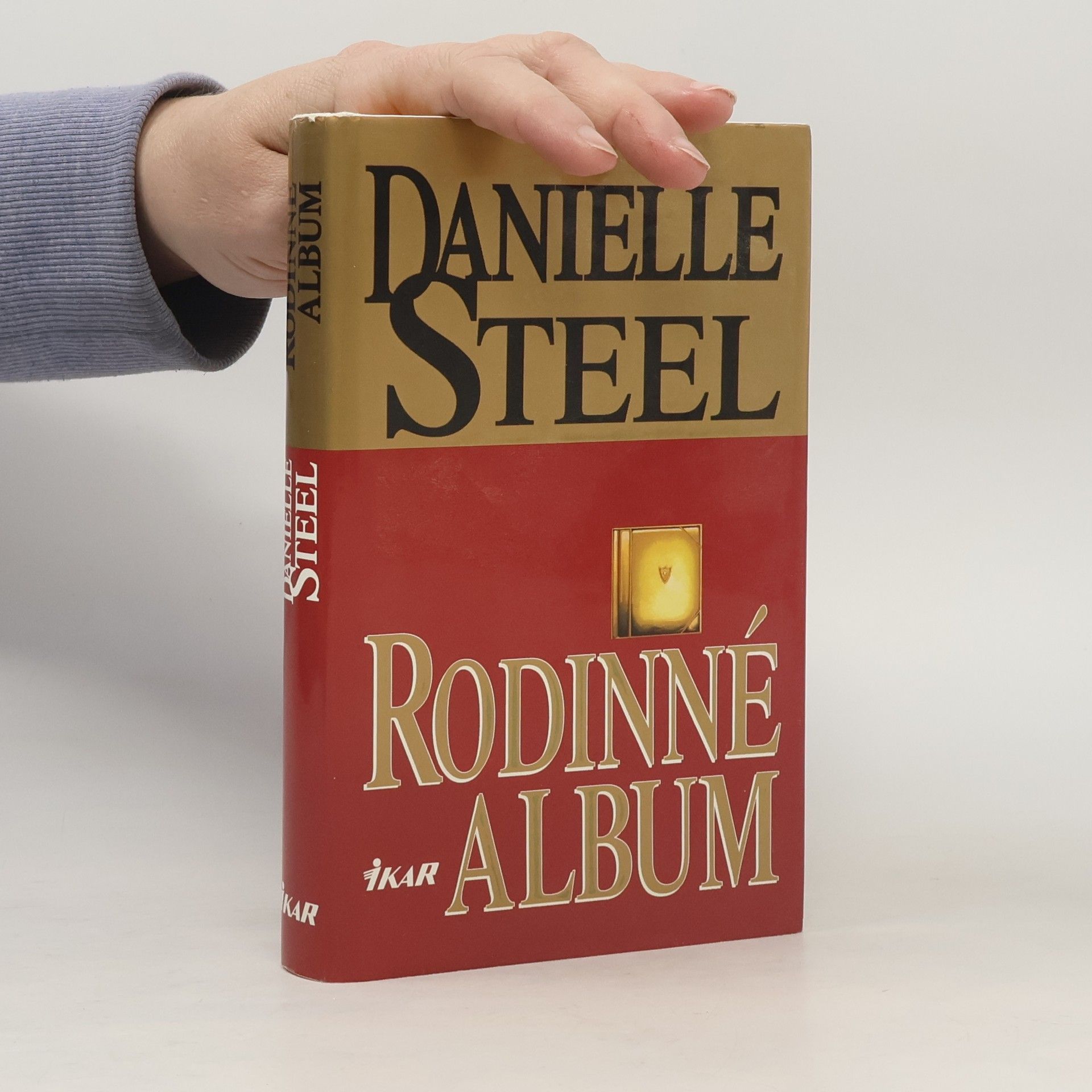 Danielle Steel Rodinné album