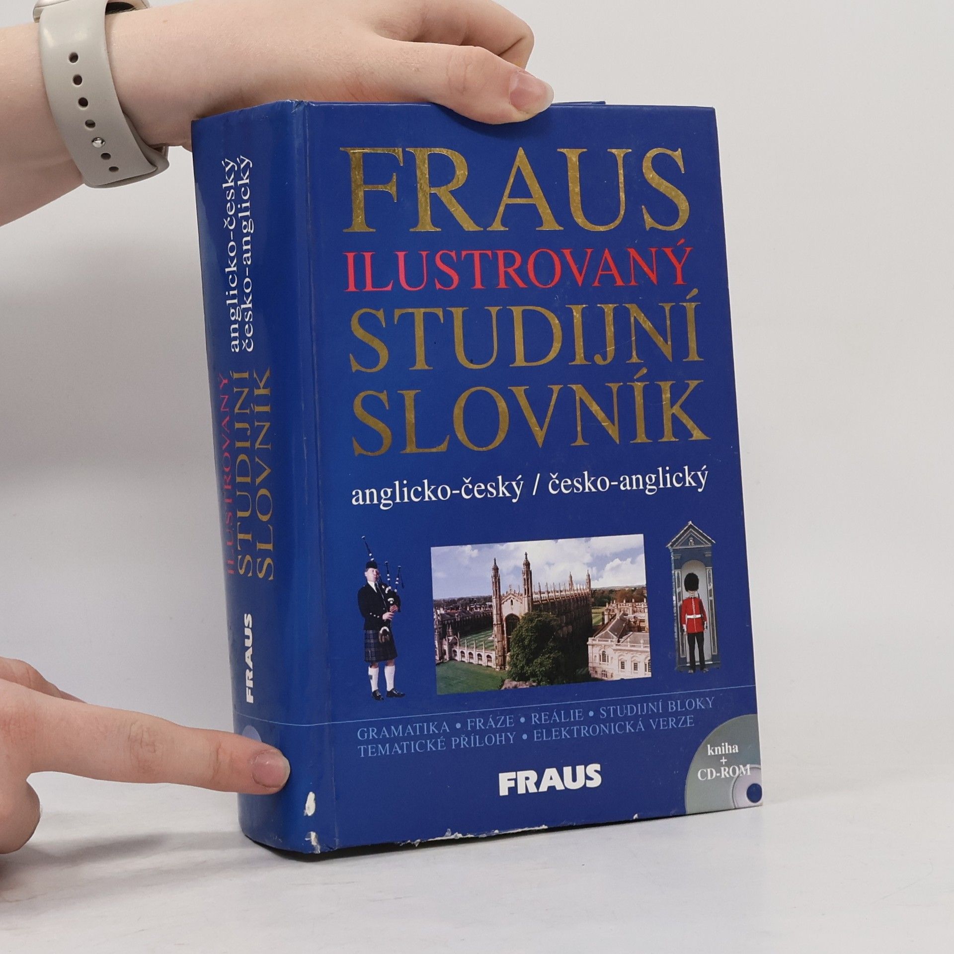 Jiří Fraus Ilustrovaný studijní slovník anglicko-český/česko-anglický