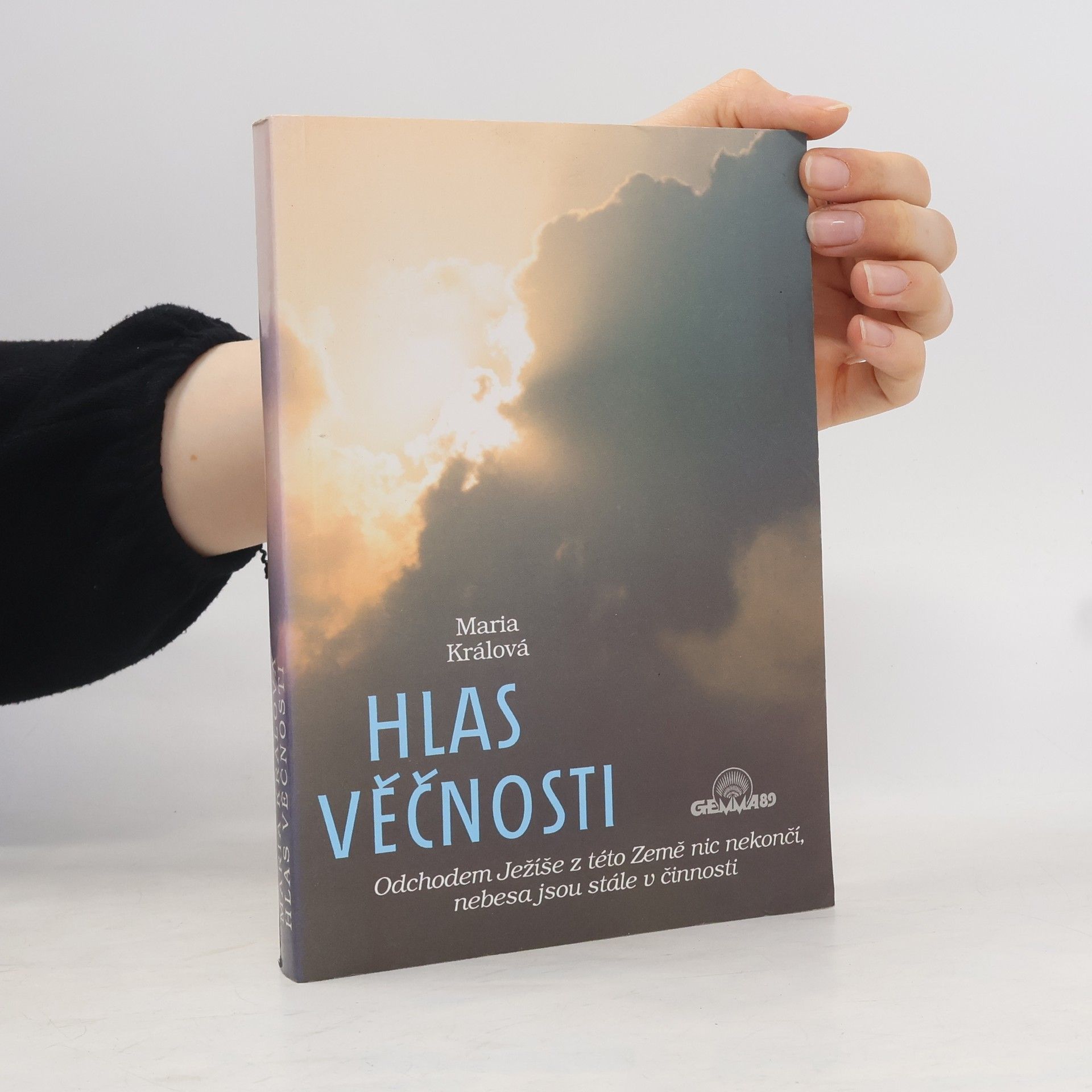 Maria Králová Hlas věčnosti: Odchodem Ježíše z této Země nic nekončí, nebesa jsou stále v činnosti