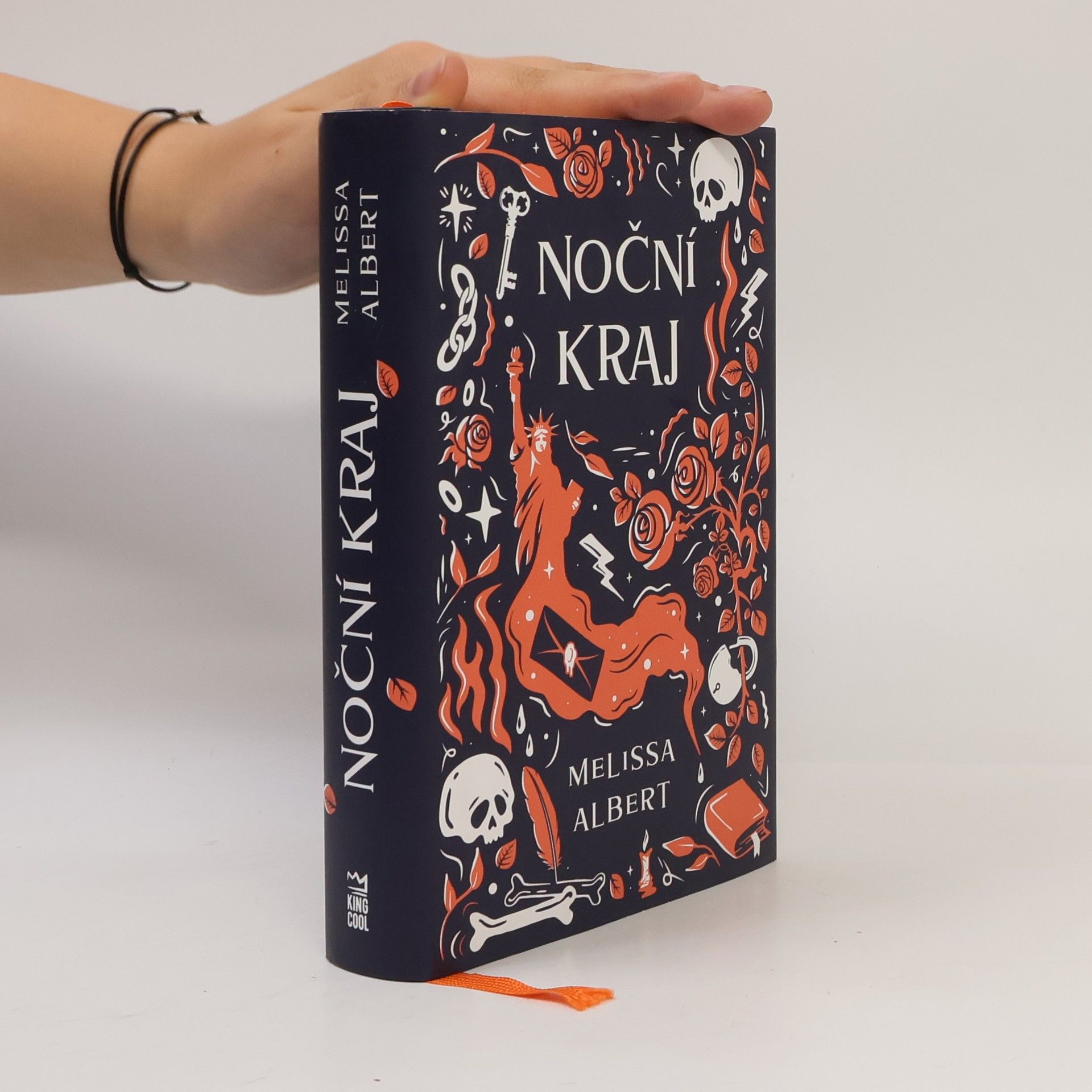 Melissa Albert Noční kraj