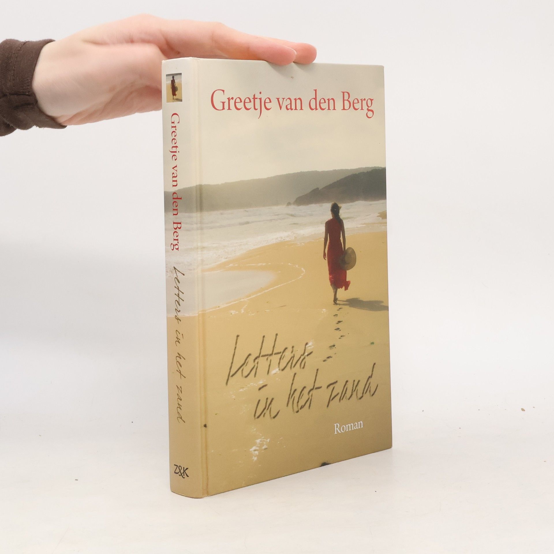 Greetje van den Berg Letters in het zand