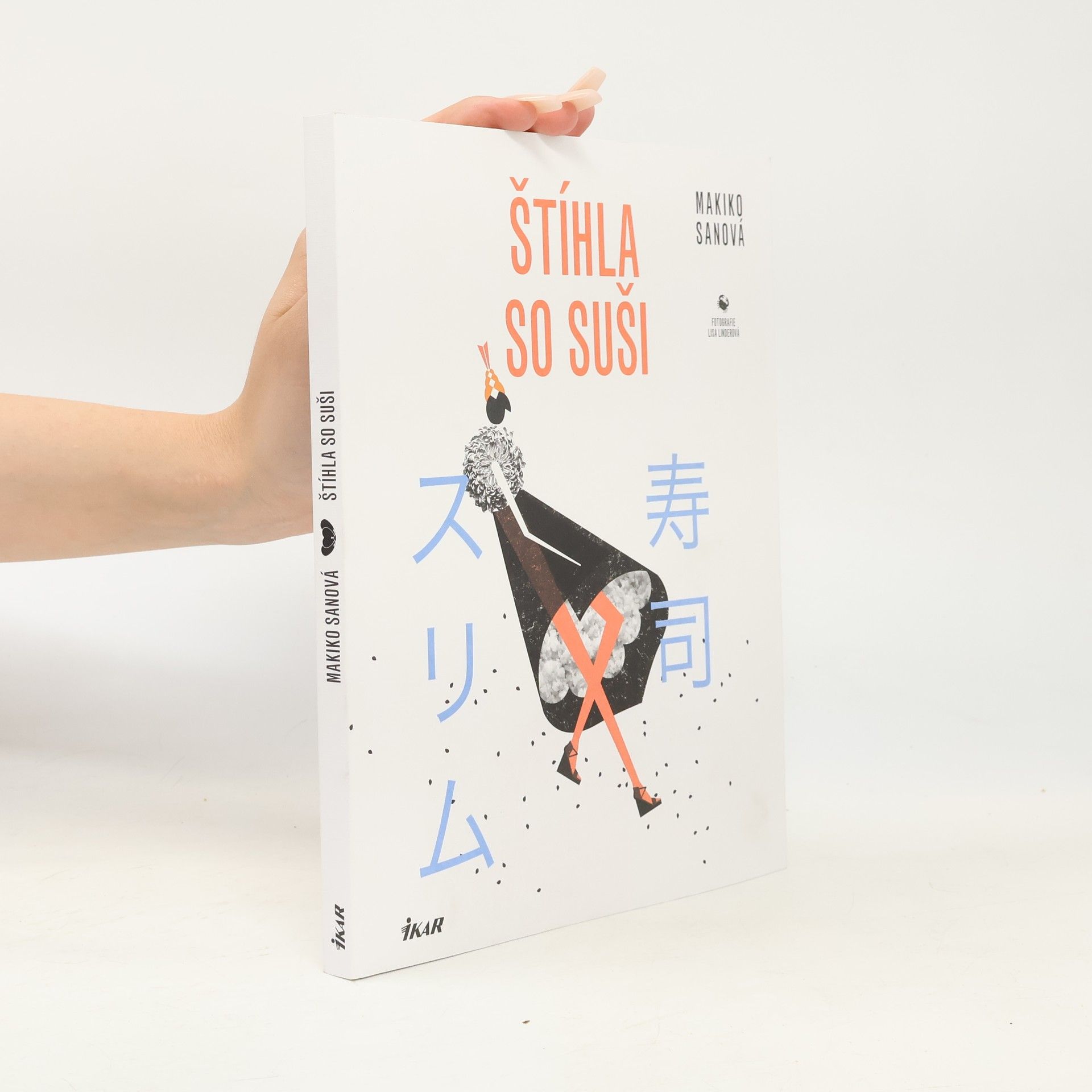 Makiko Sano Štíhla so sushi