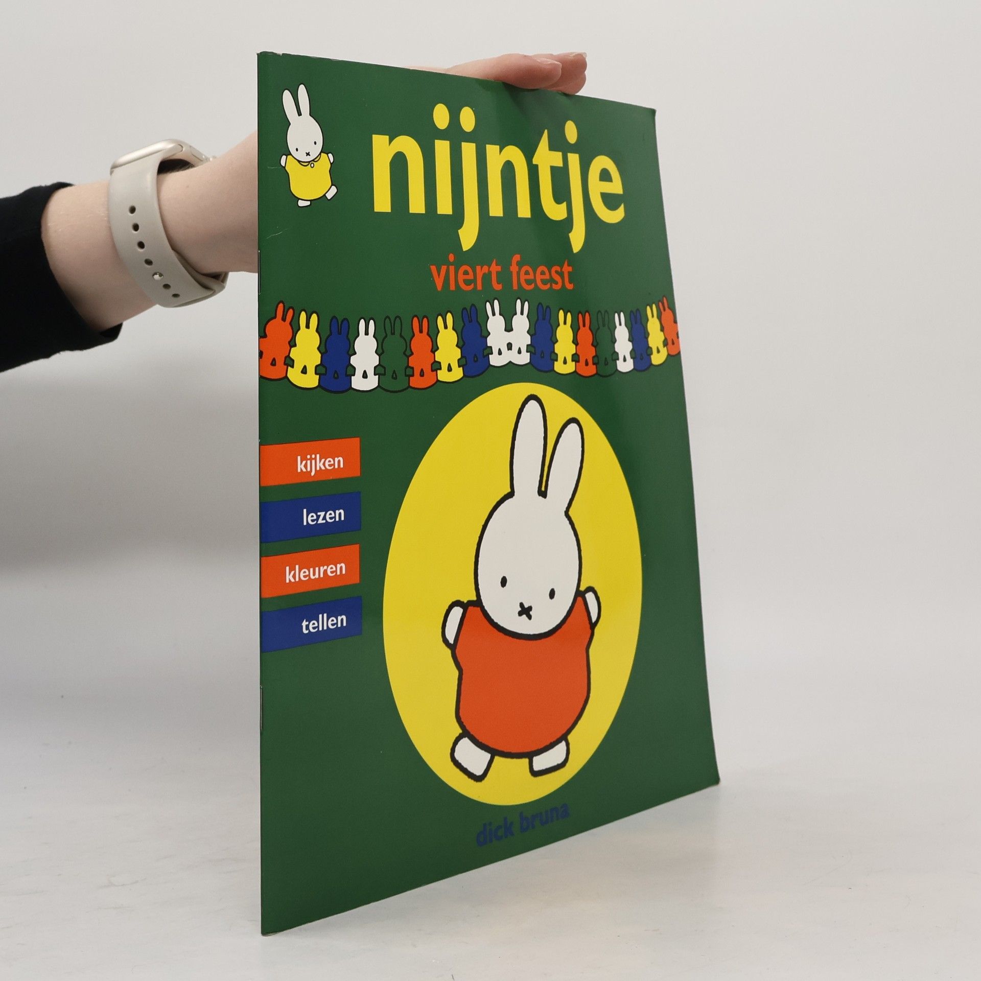 Dick Bruna Nijntje viert feest
