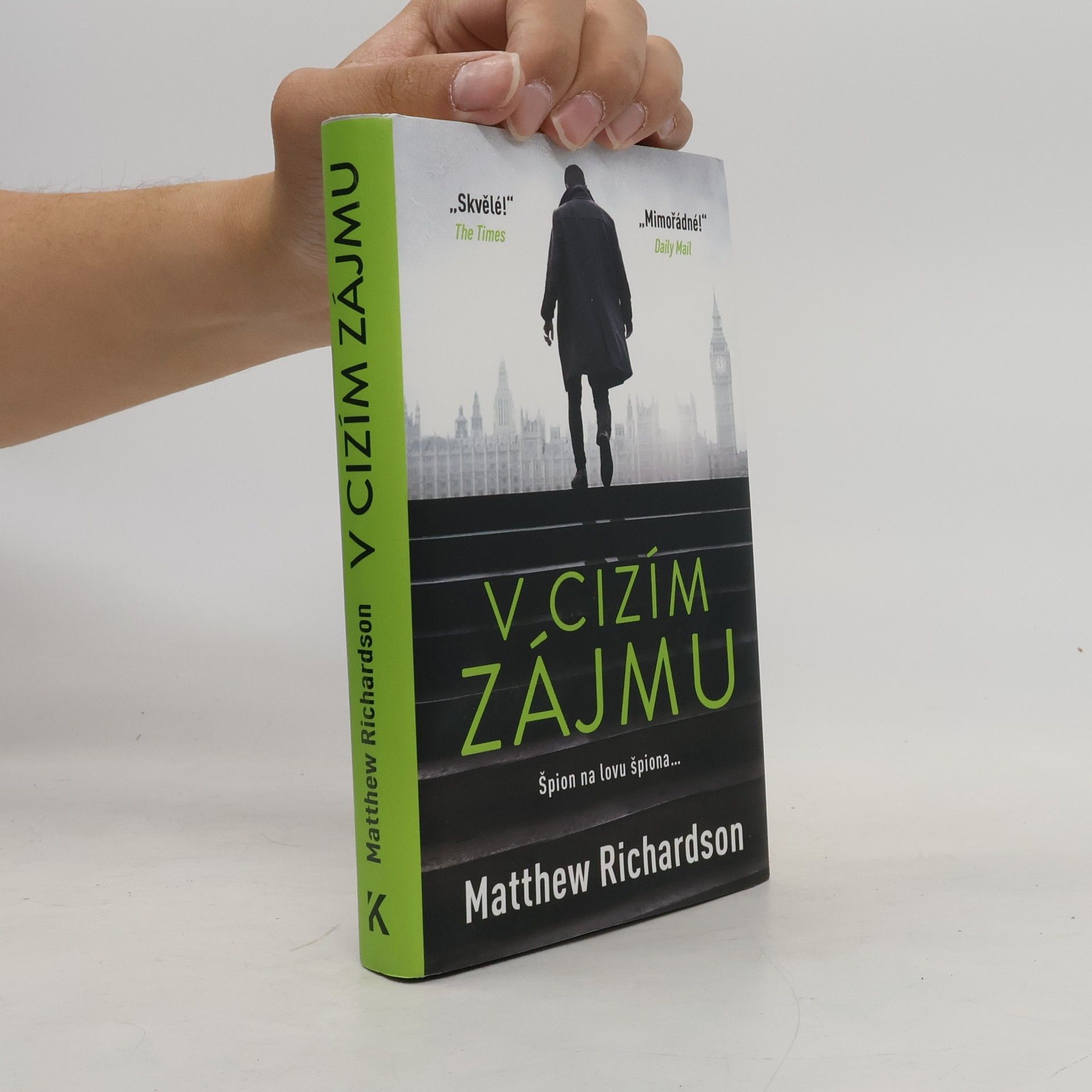V cizím zájmu
