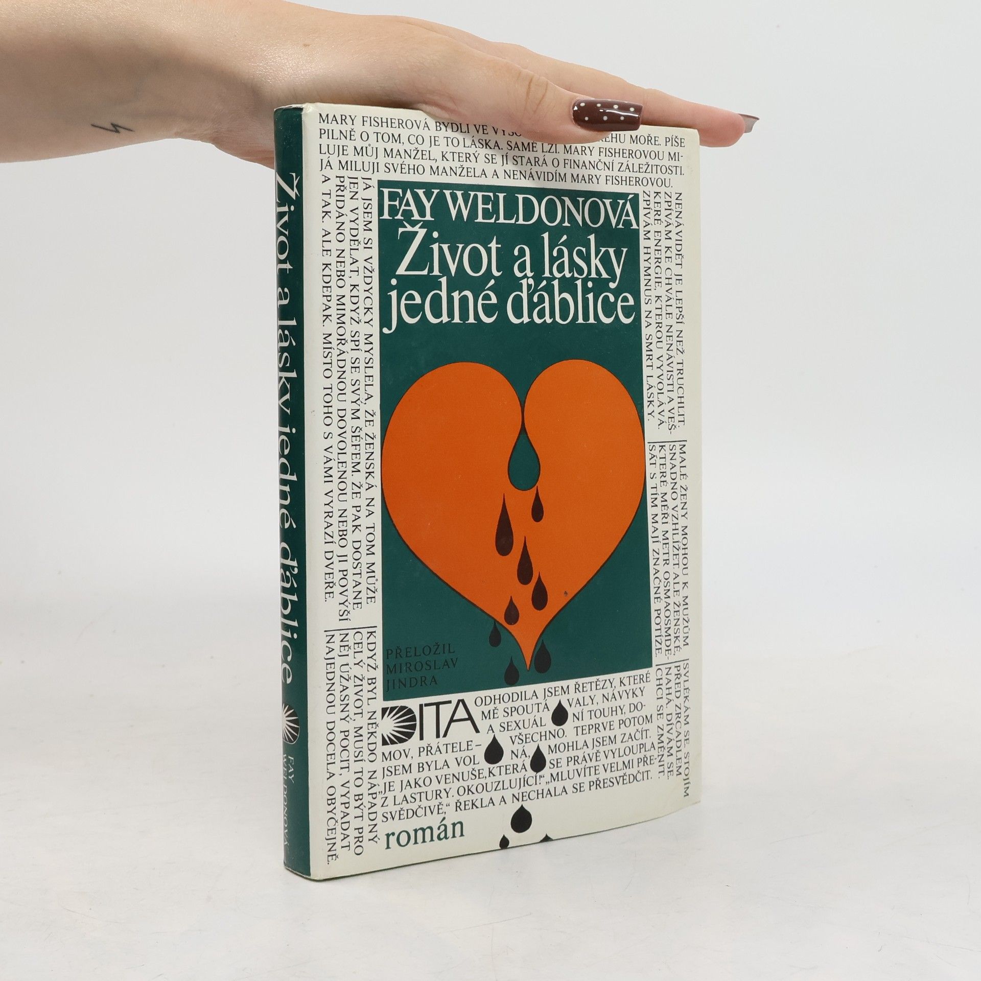Fay Weldon Život a lásky jedné ďáblice