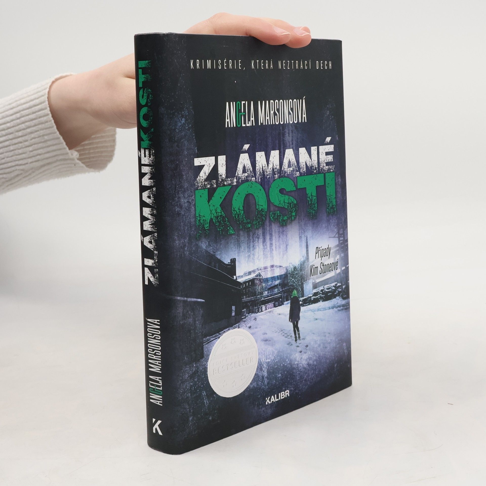 Angela Marsons Zlámané kosti