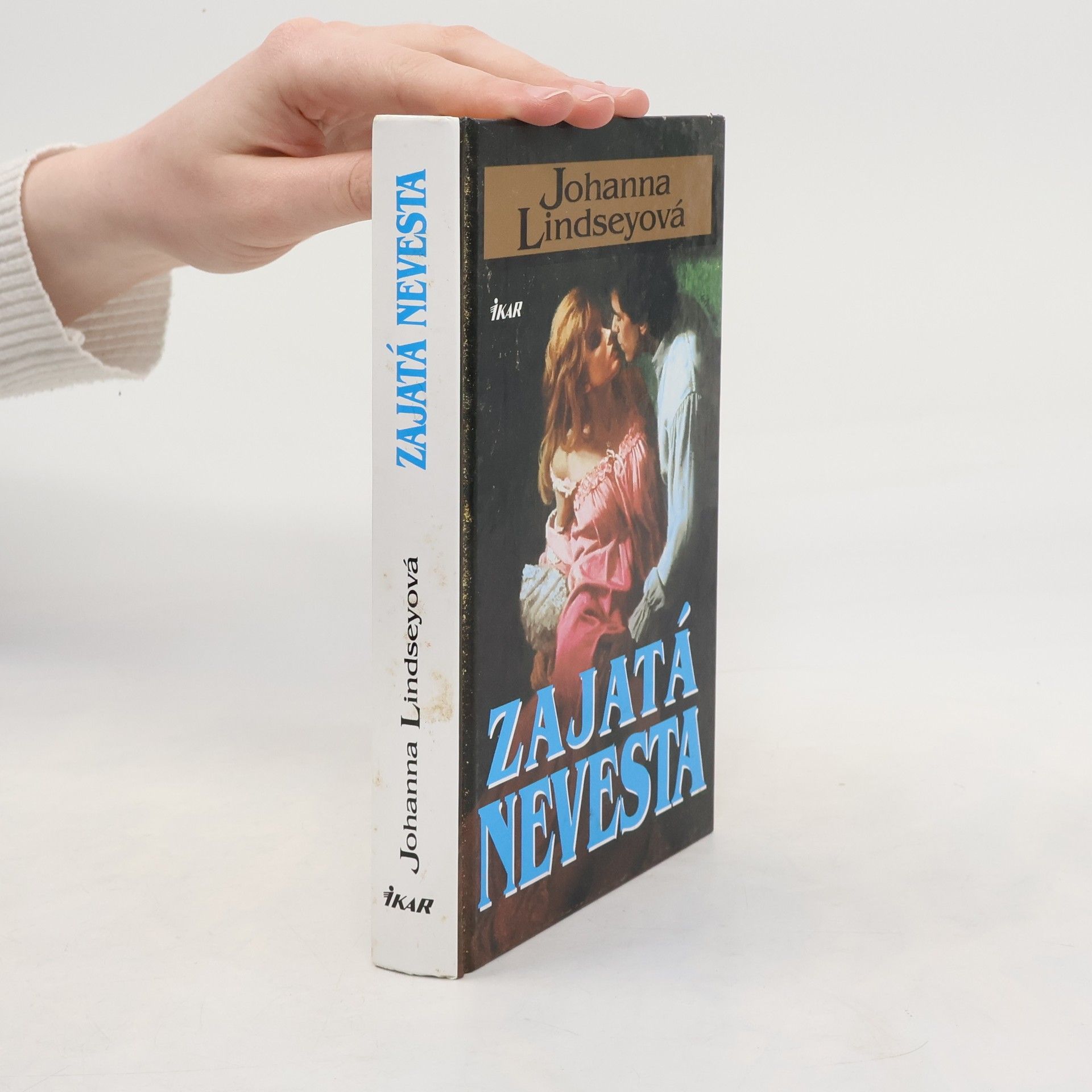 Johanna Lindsey Zajatá nevesta