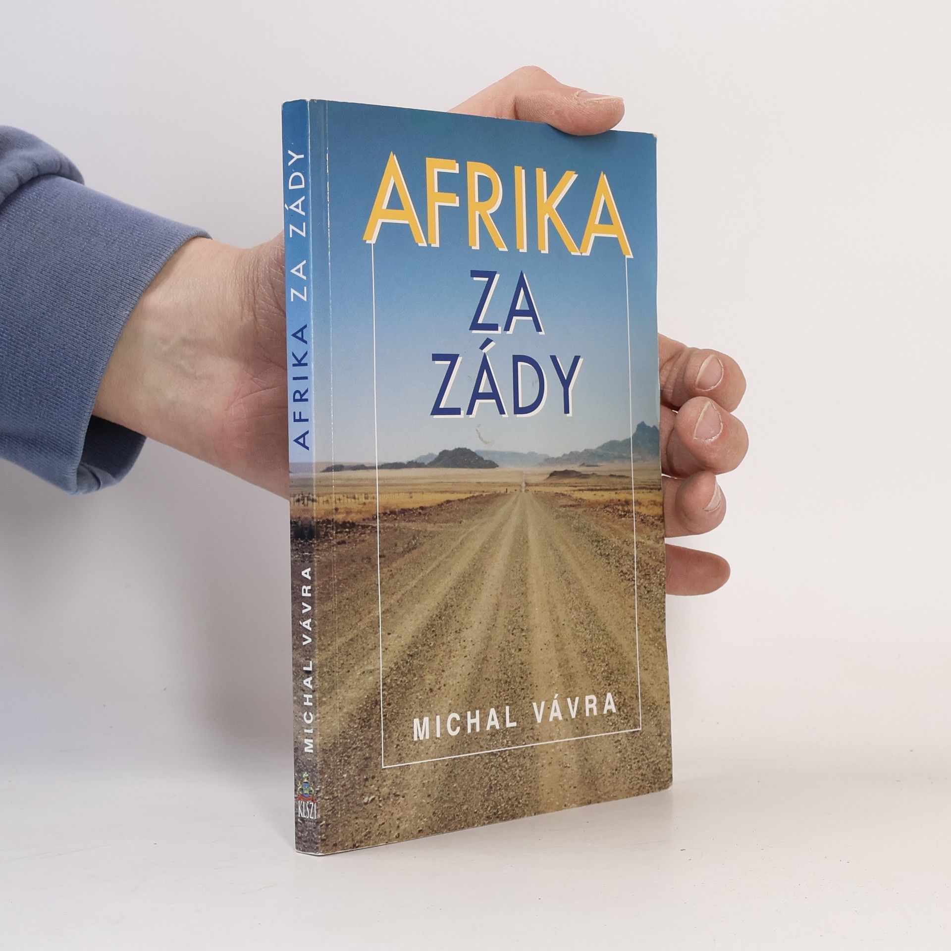 Michal Vávra Afrika za zády