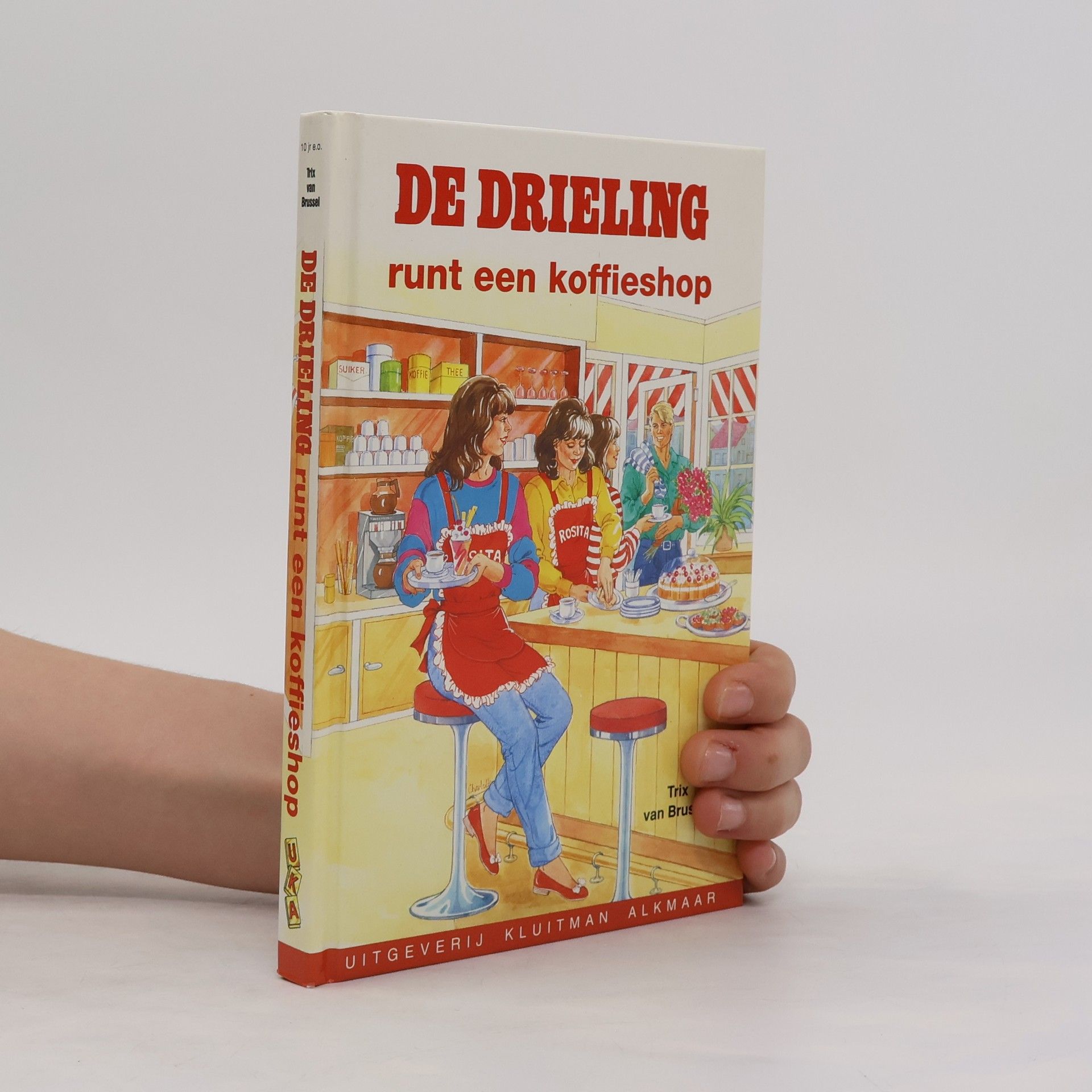 Trix van Brussel De drieling runt een koffieshop