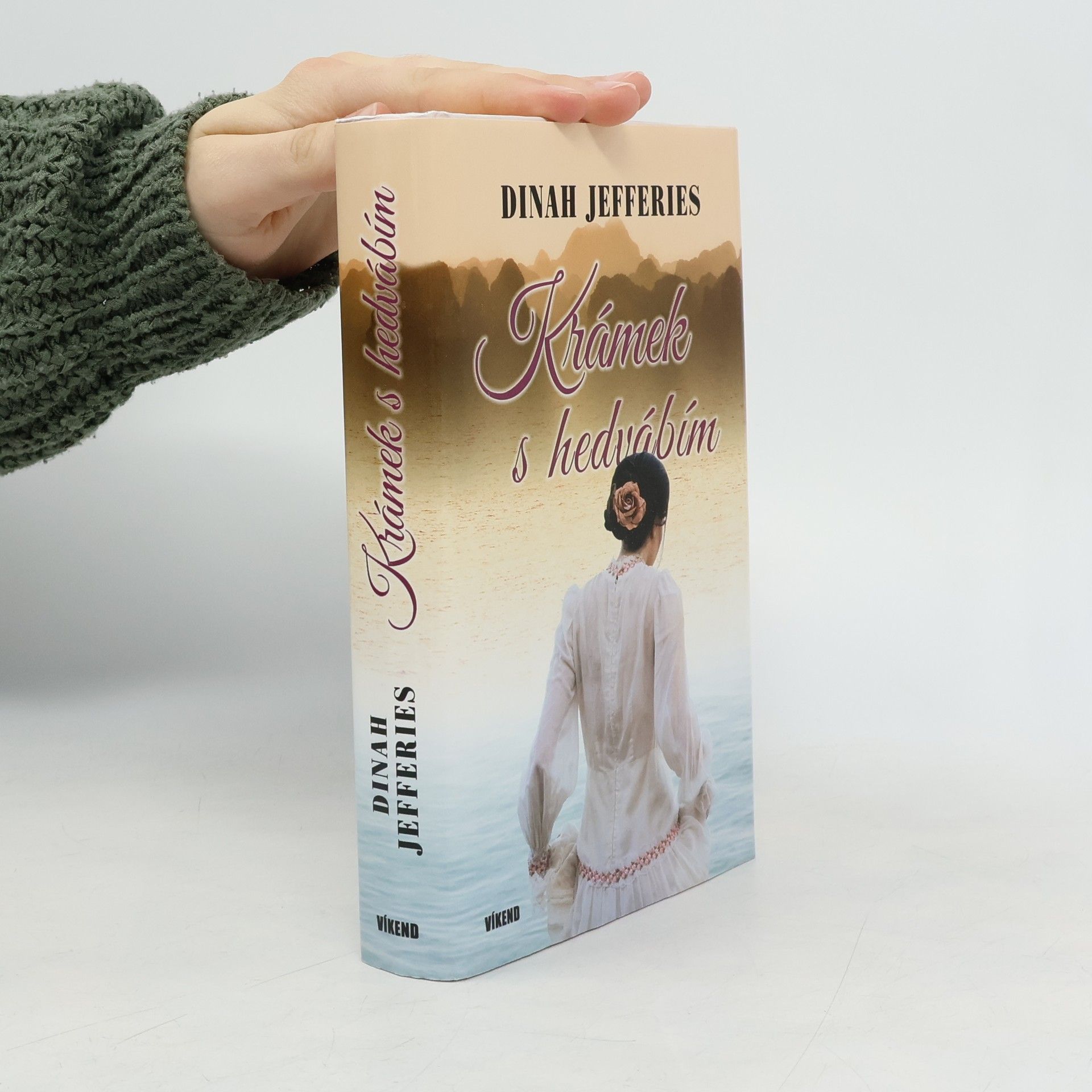 Dinah Jefferies Krámek s hedvábím