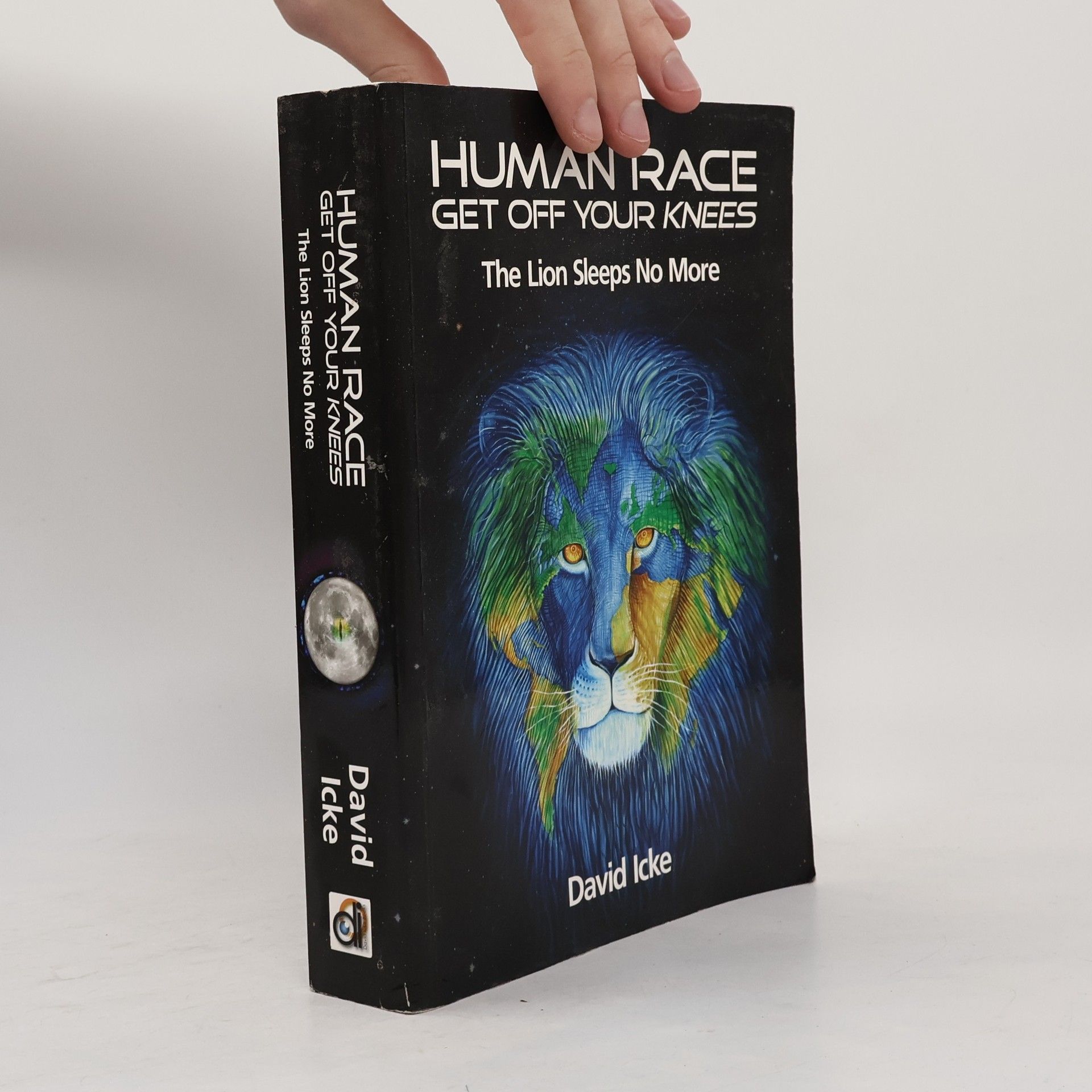 David Icke Human Race Get Off Your Knees