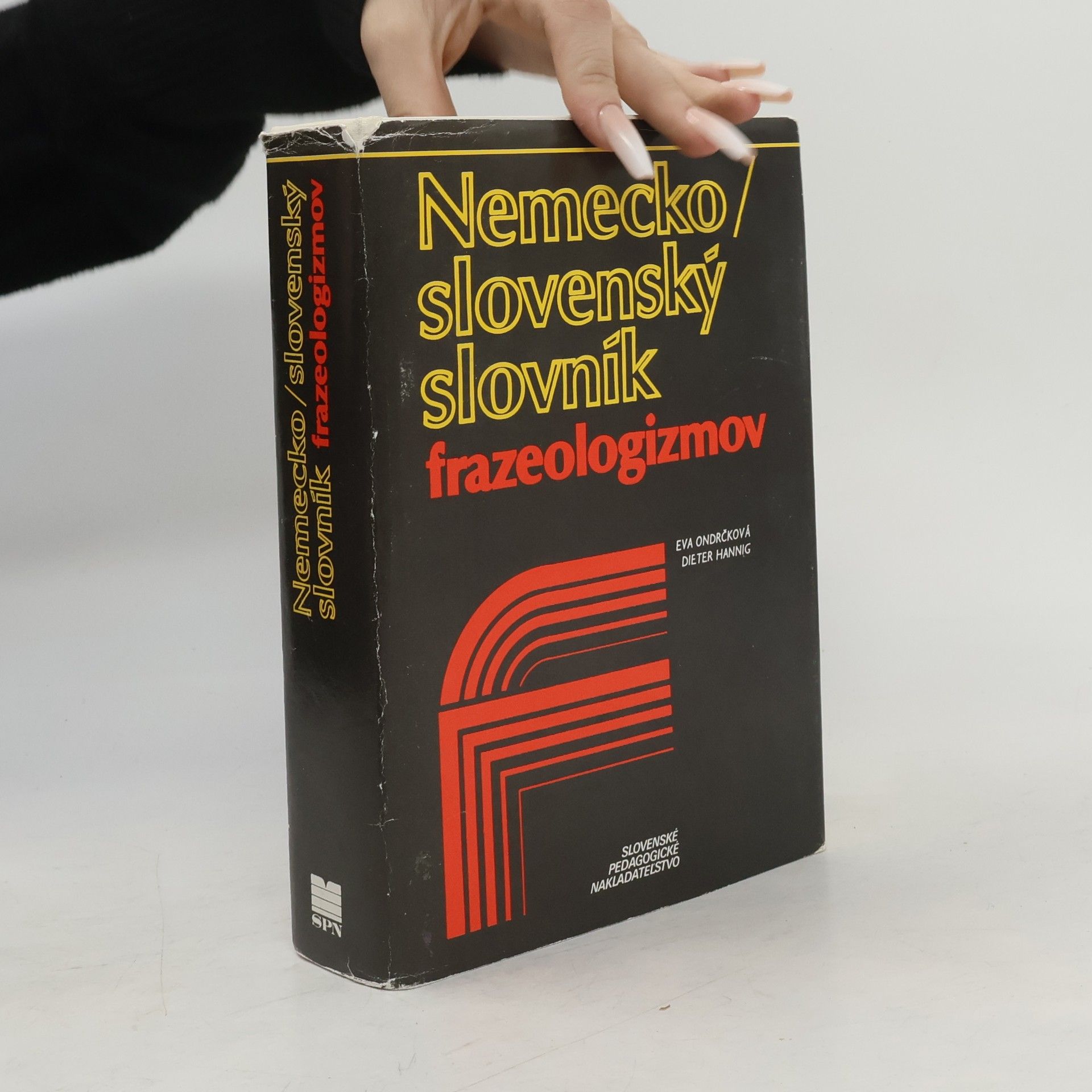 Dieter Hannig Nemecko-slovenský slovník frazeologizmov