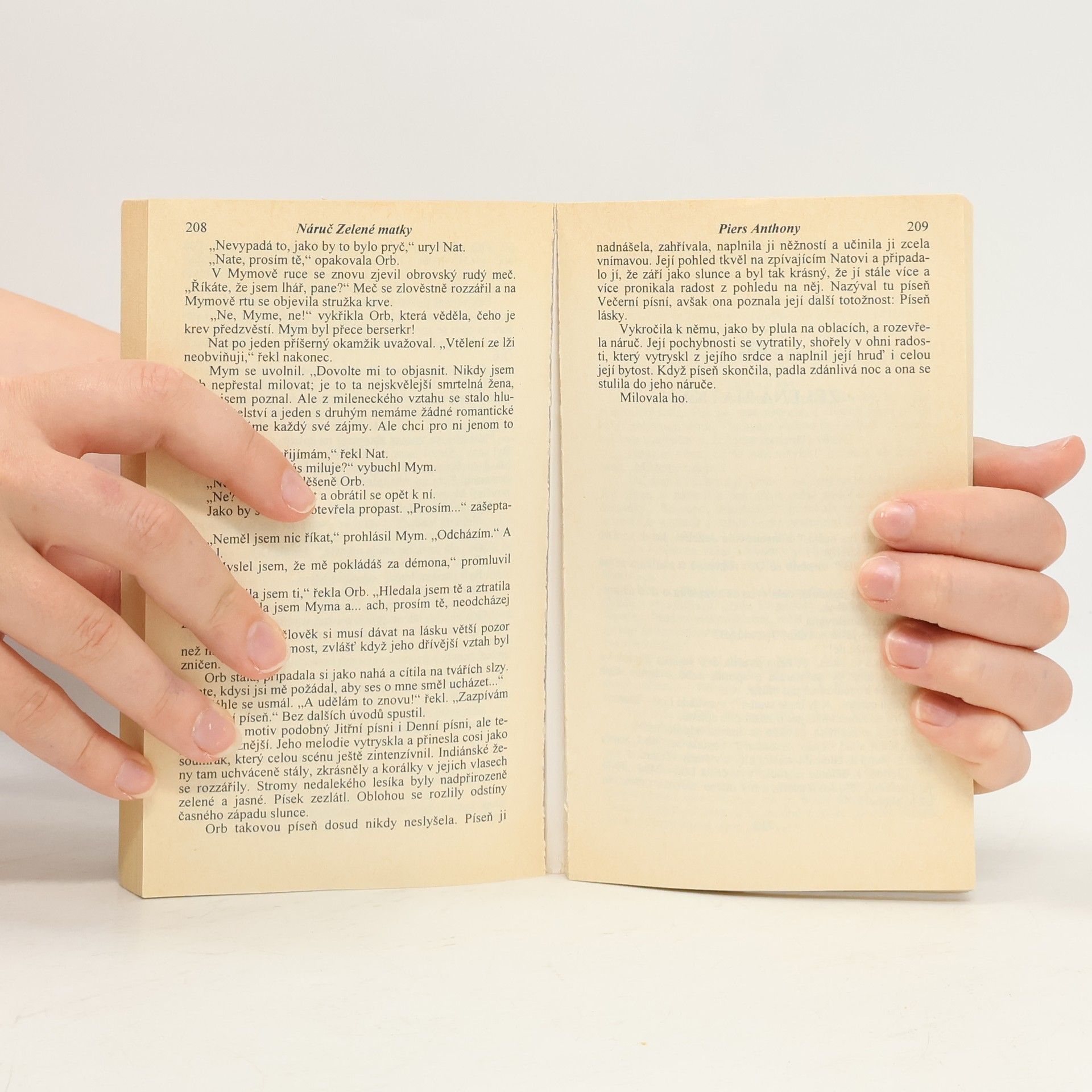 Piers Anthony Náruč zelené matky